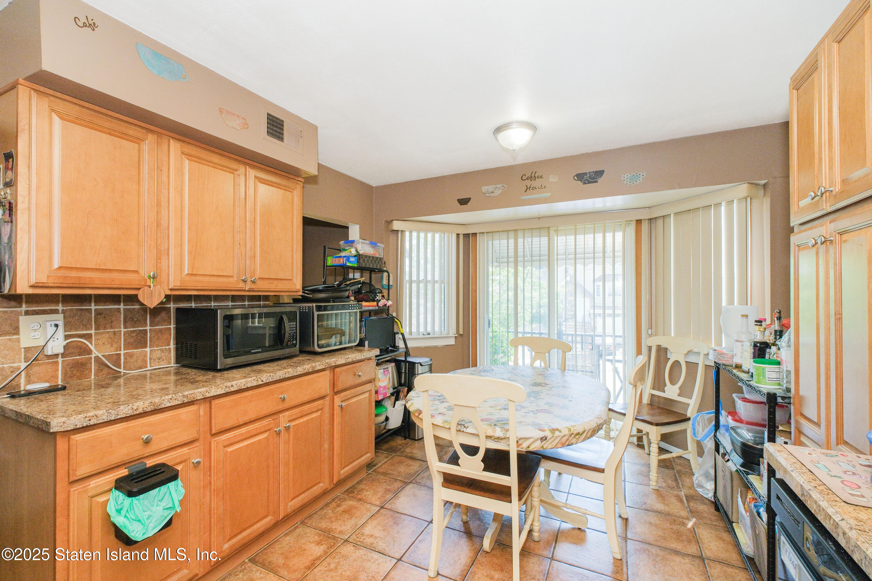 12 Kingsbridge Avenue, Staten Island, NY, 10314 image 8