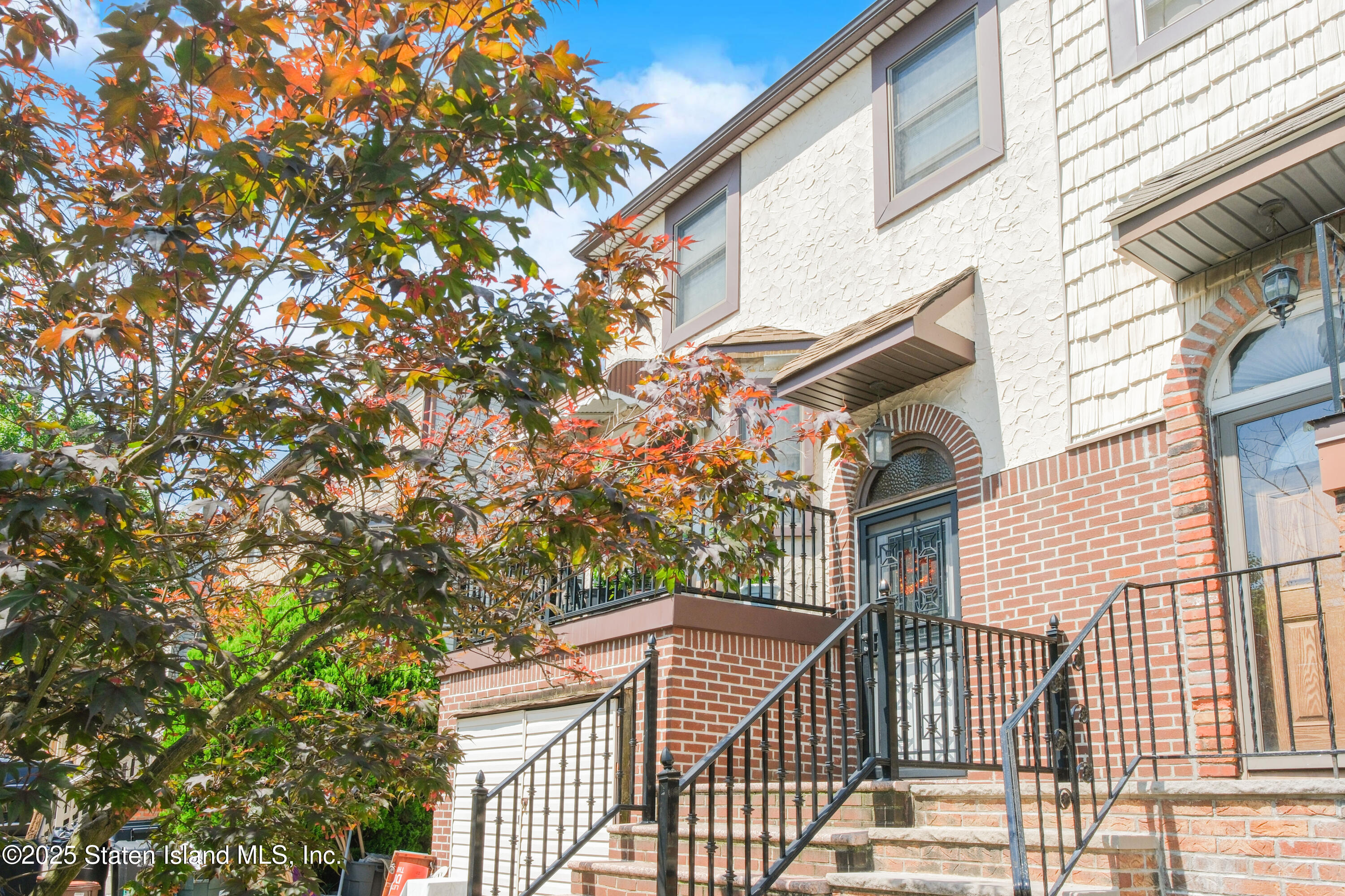 12 Kingsbridge Avenue, Staten Island, NY, 10314