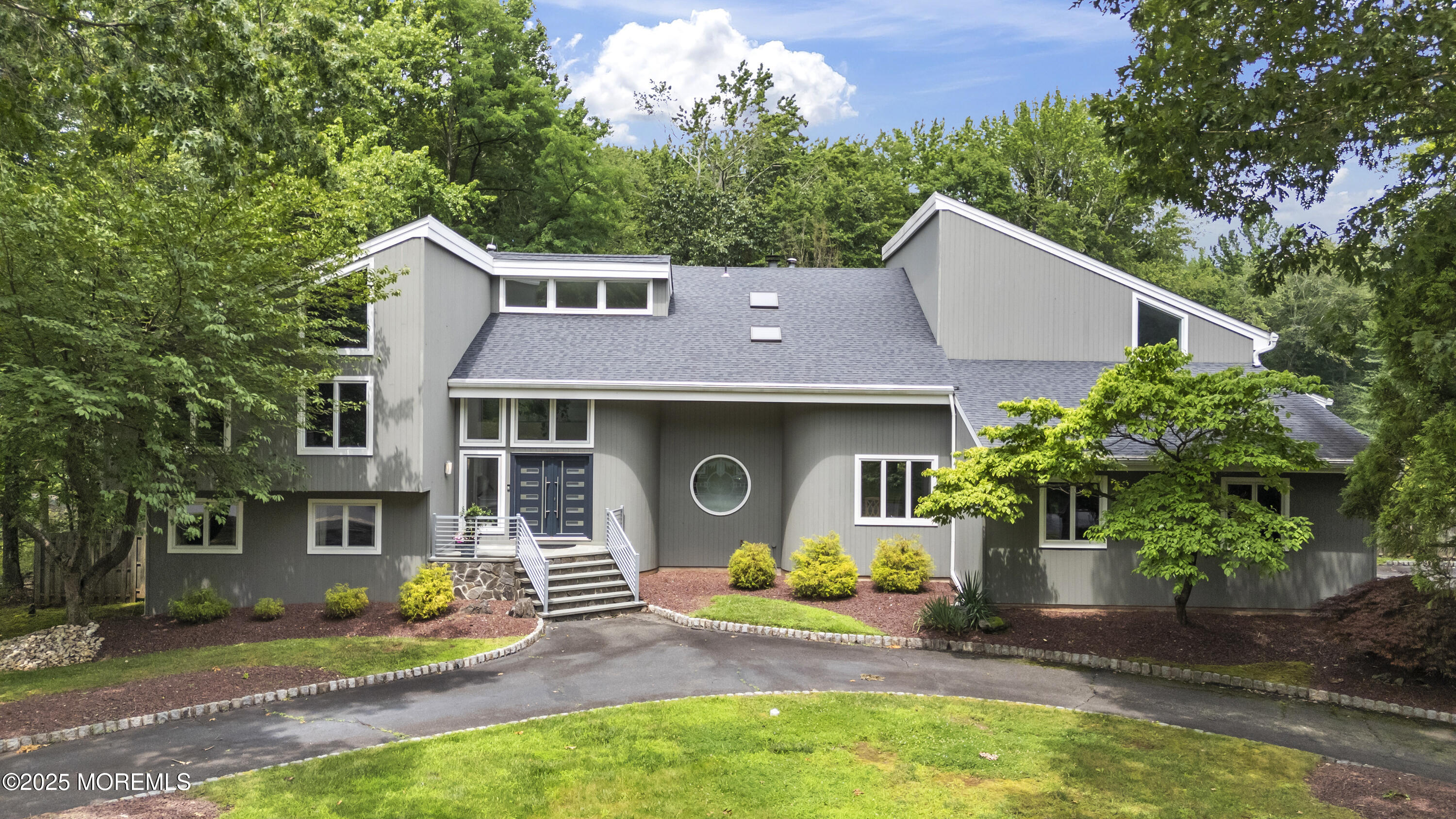 42 Nikki Court, Morganville, NJ, 07751