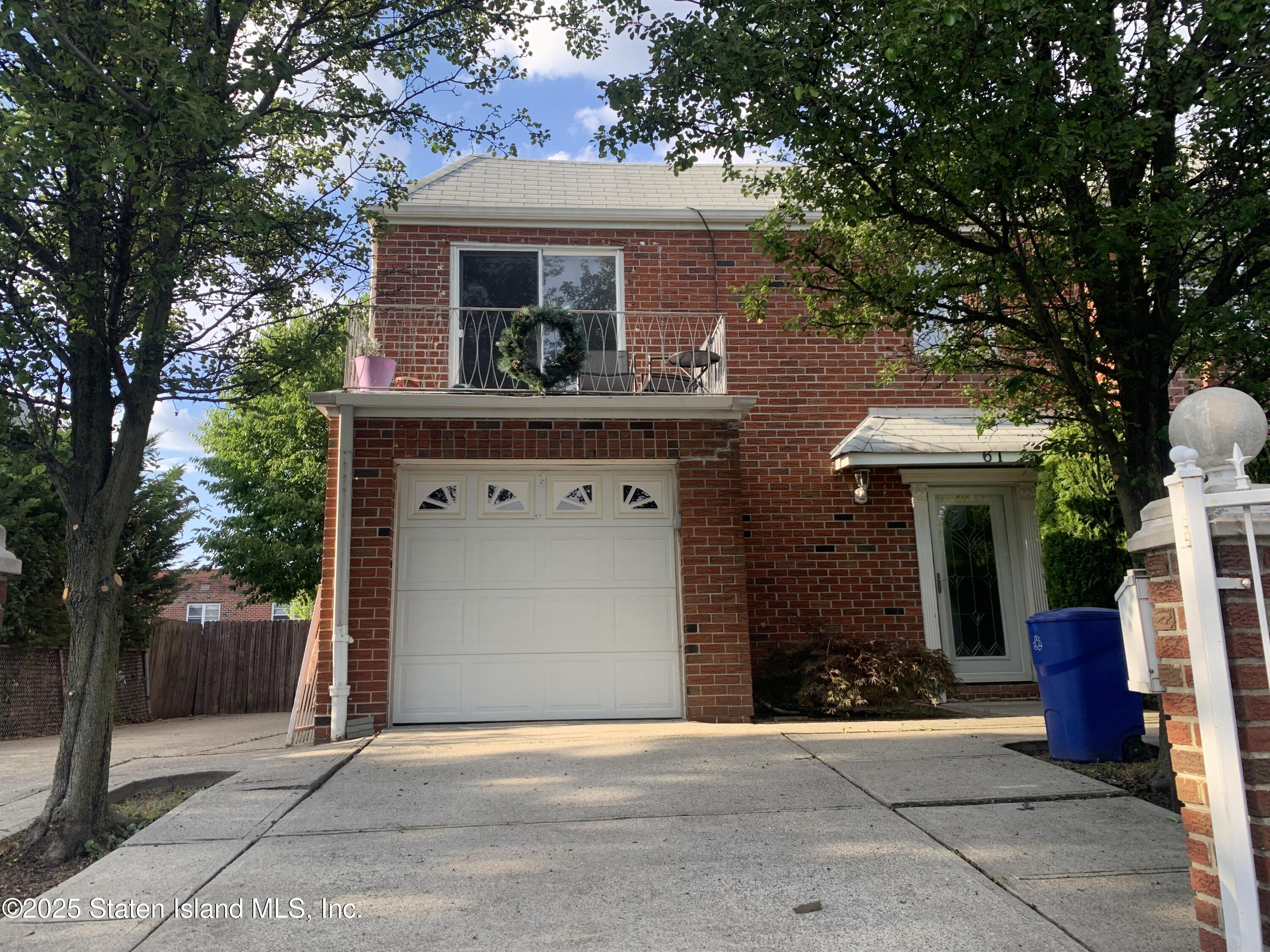 61 Comstock Avenue, Staten Island, NY, 10314