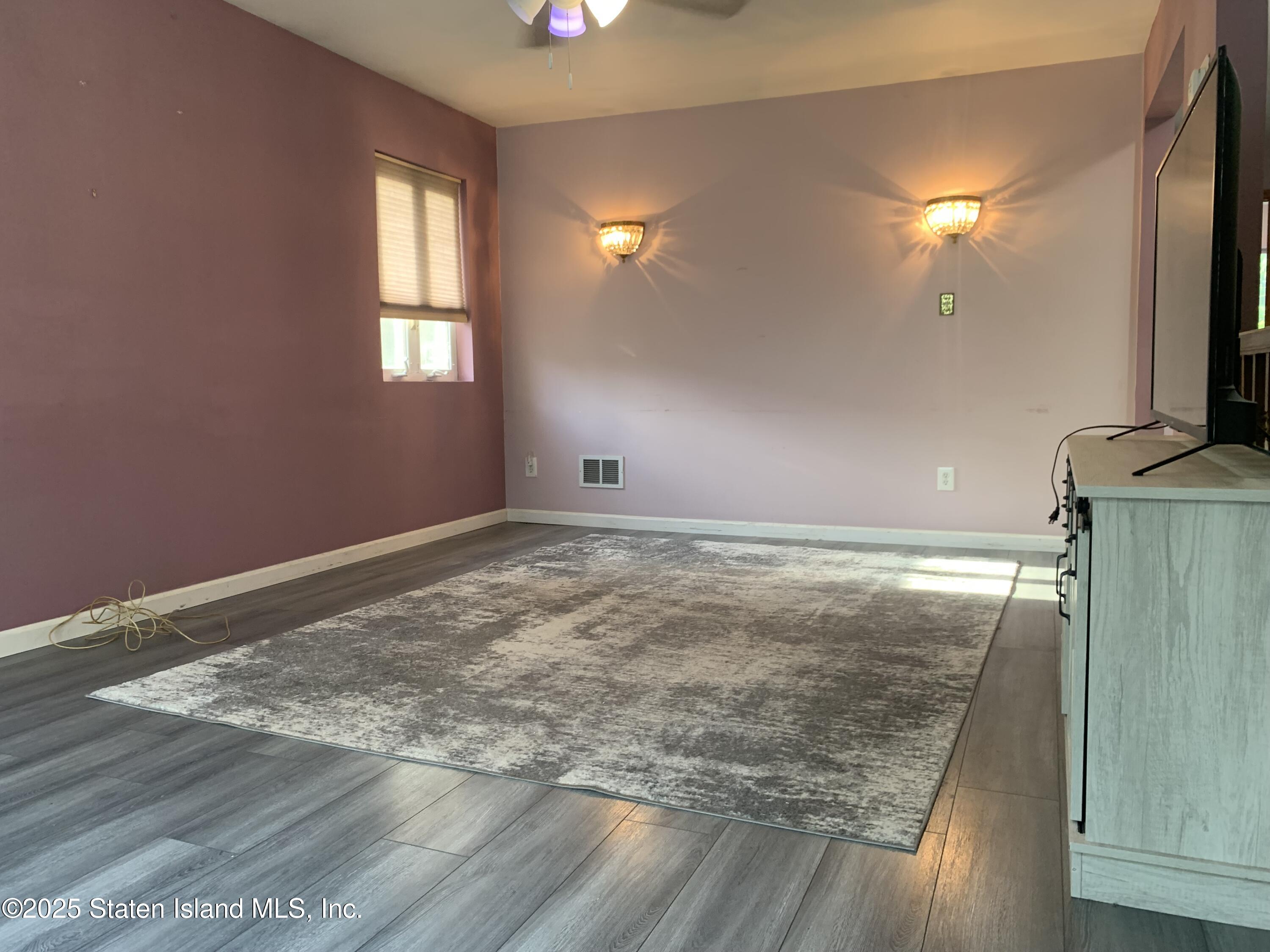 61 Comstock Avenue Image 5