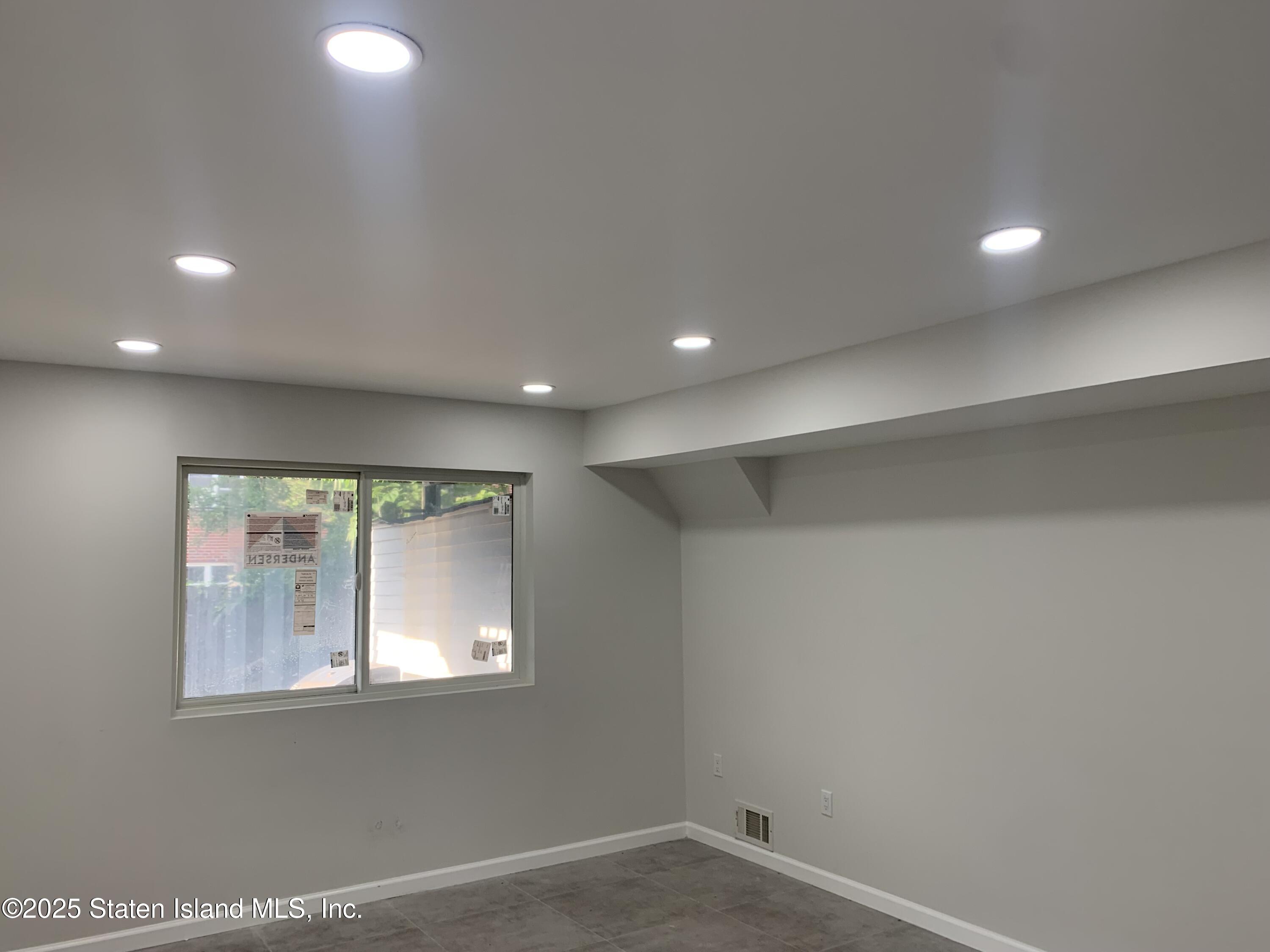 61 Comstock Avenue, Staten Island, NY, 10314 image 19