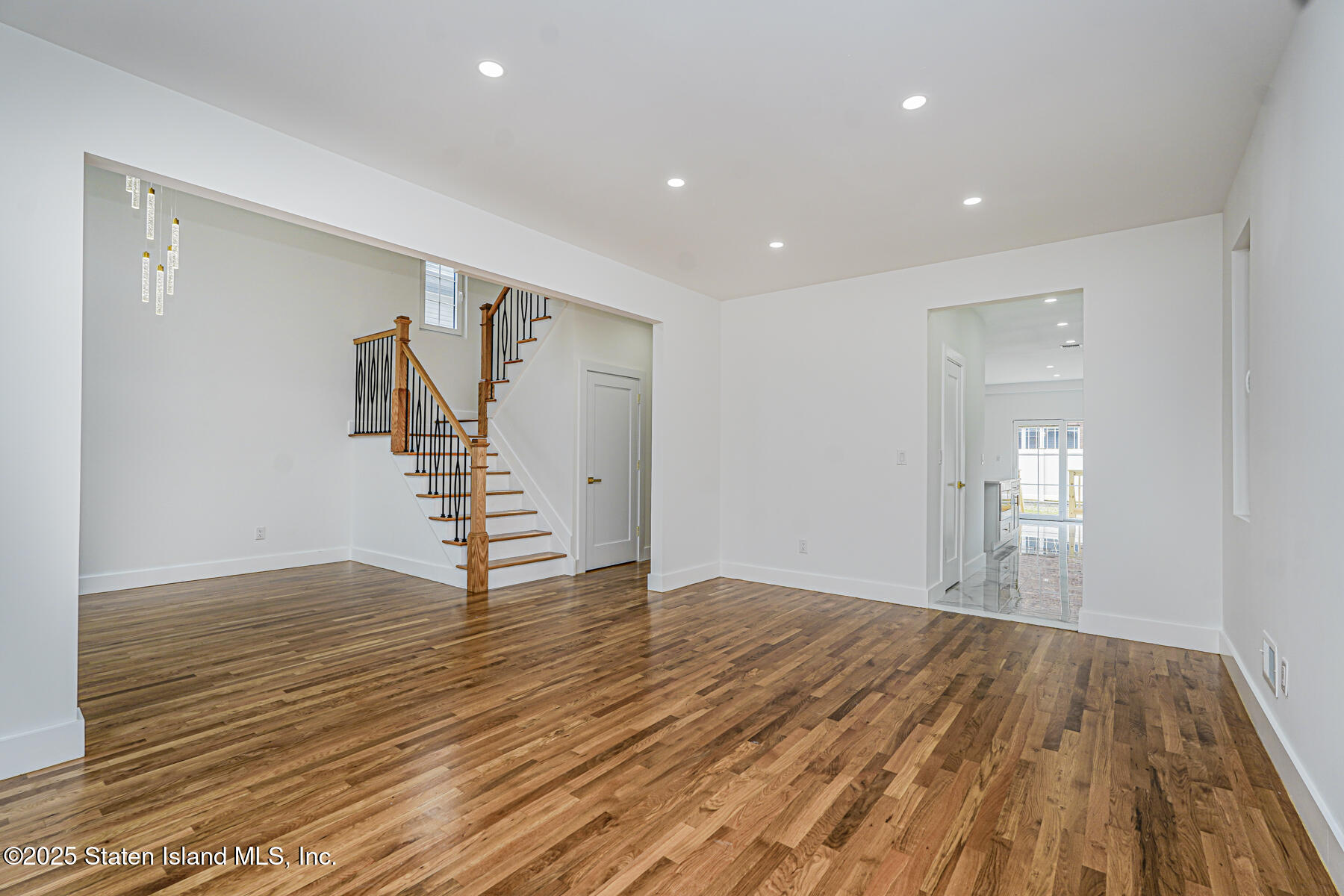 5635 Amboy Road, Staten Island, NY, 10309 image 7