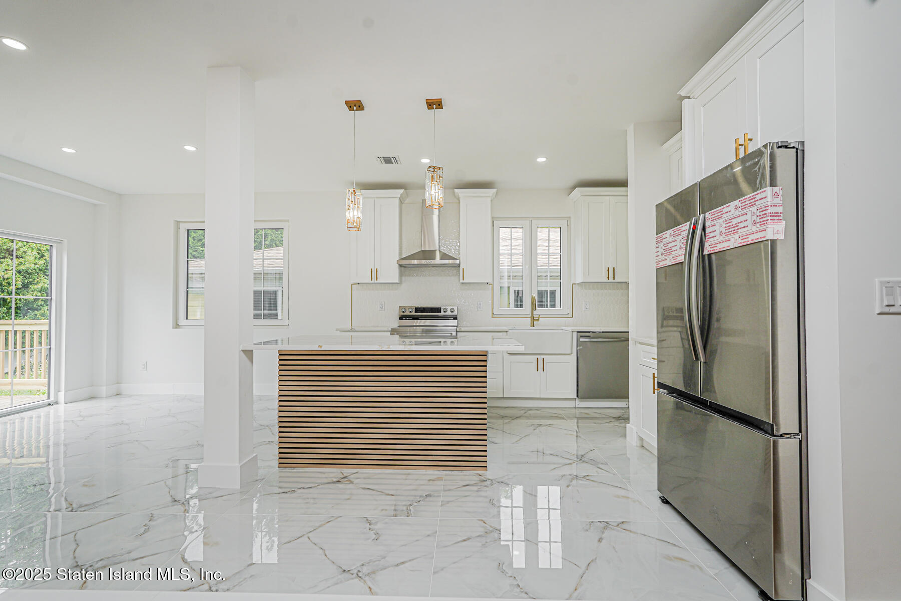 5635 Amboy Road, Staten Island, NY, 10309 image 11