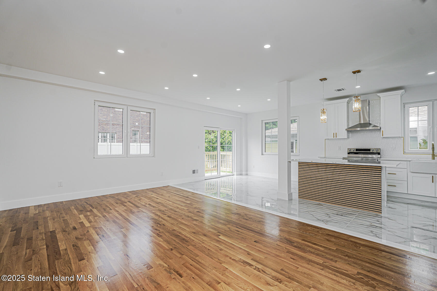 5635 Amboy Road, Staten Island, NY, 10309 image 14
