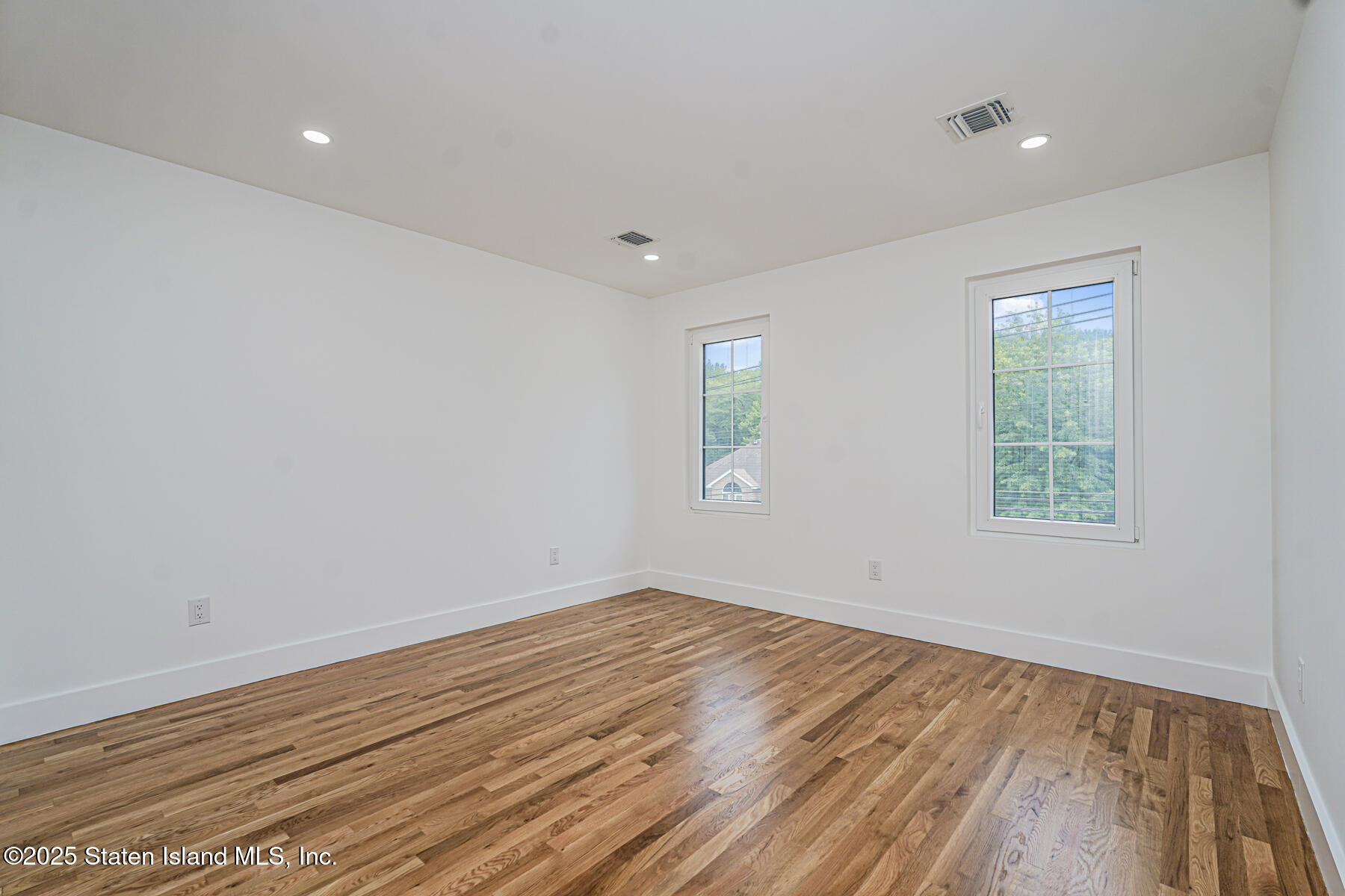 5635 Amboy Road, Staten Island, NY, 10309 image 18