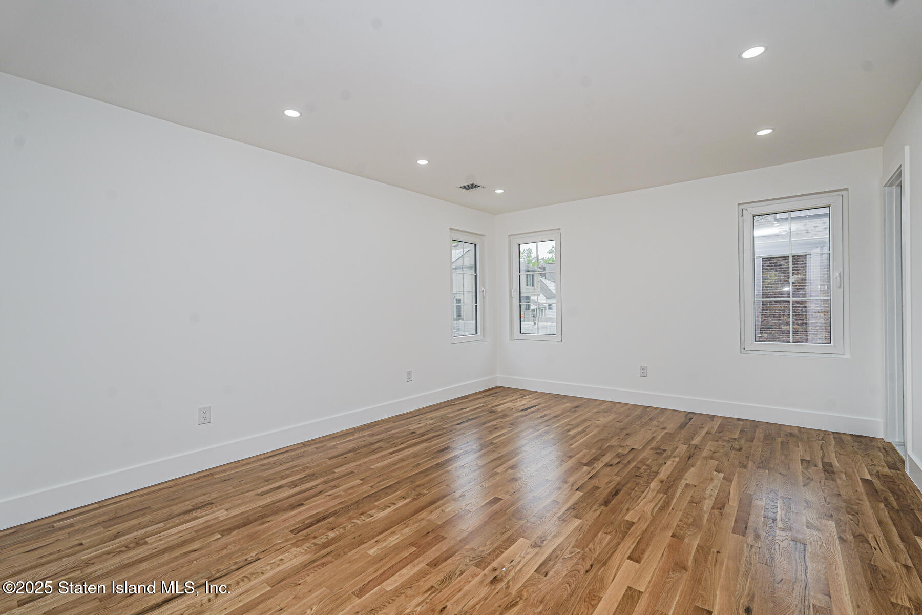 5635 Amboy Road, Staten Island, NY, 10309 image 22