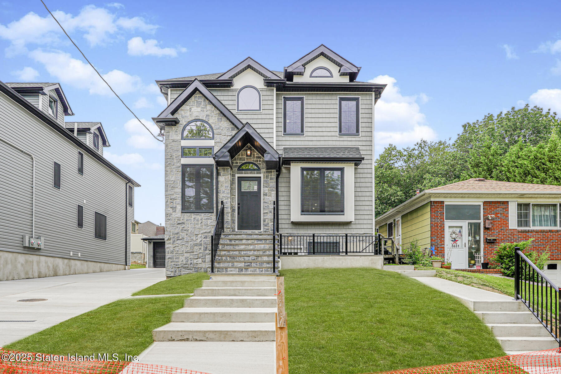5635 Amboy Road Image 2