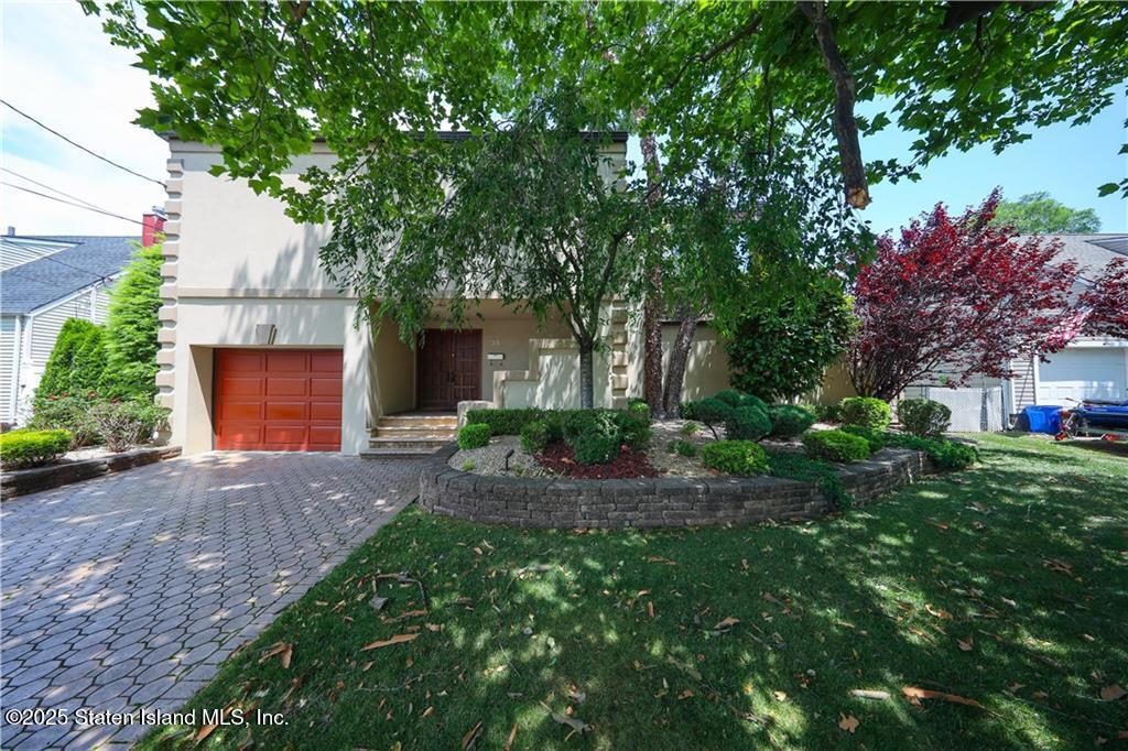35 Hales Avenue, Staten Island, NY, 10312