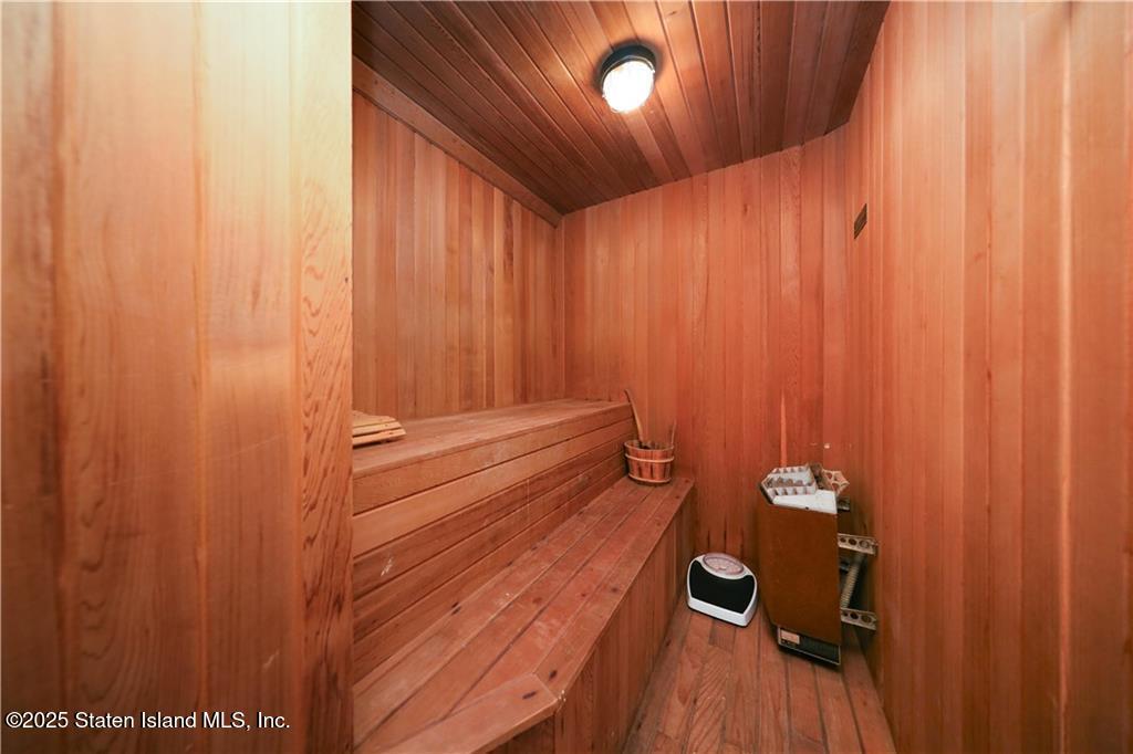 35 Hales Avenue, Staten Island, NY, 10312 image 33