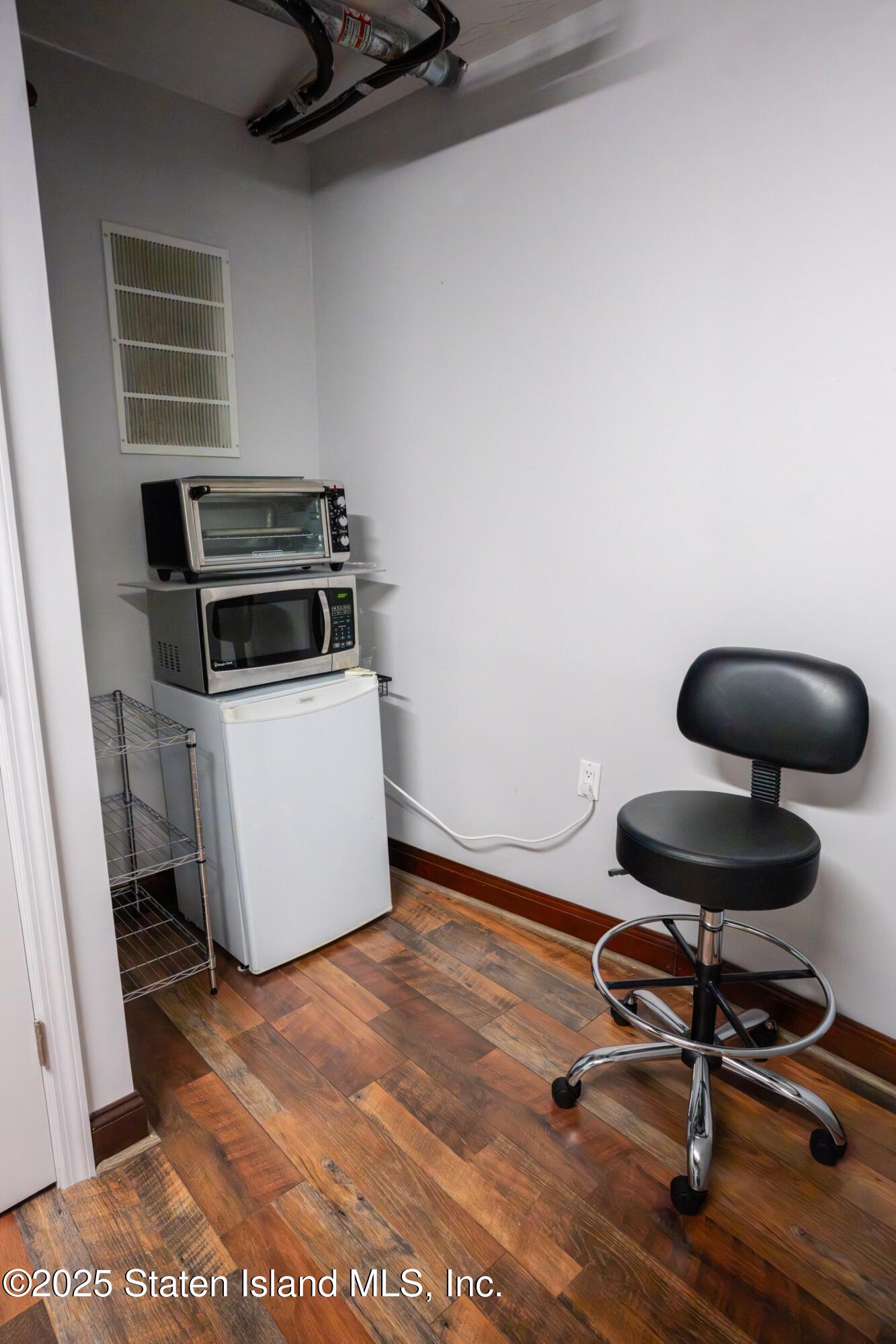 3871 Amboy Road Com, Staten Island, NY, 10308 image 25