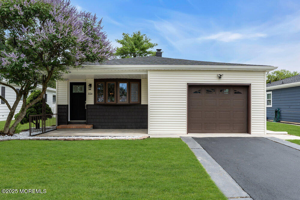 324 Barbados Drive, Toms River, NJ, 08757
