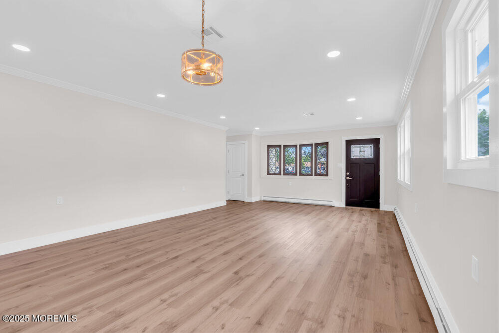 324 Barbados Drive Image 3