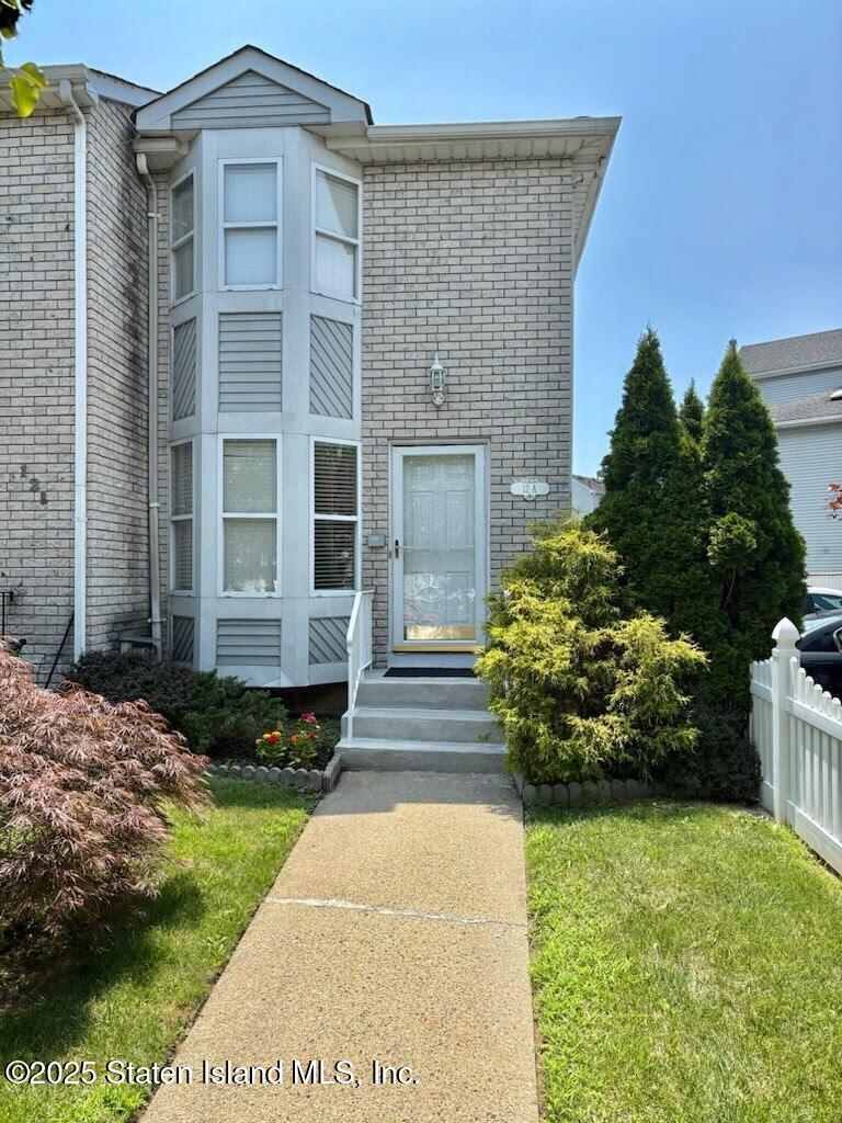 12 Delmar Avenue A, Staten Island, NY, 10312