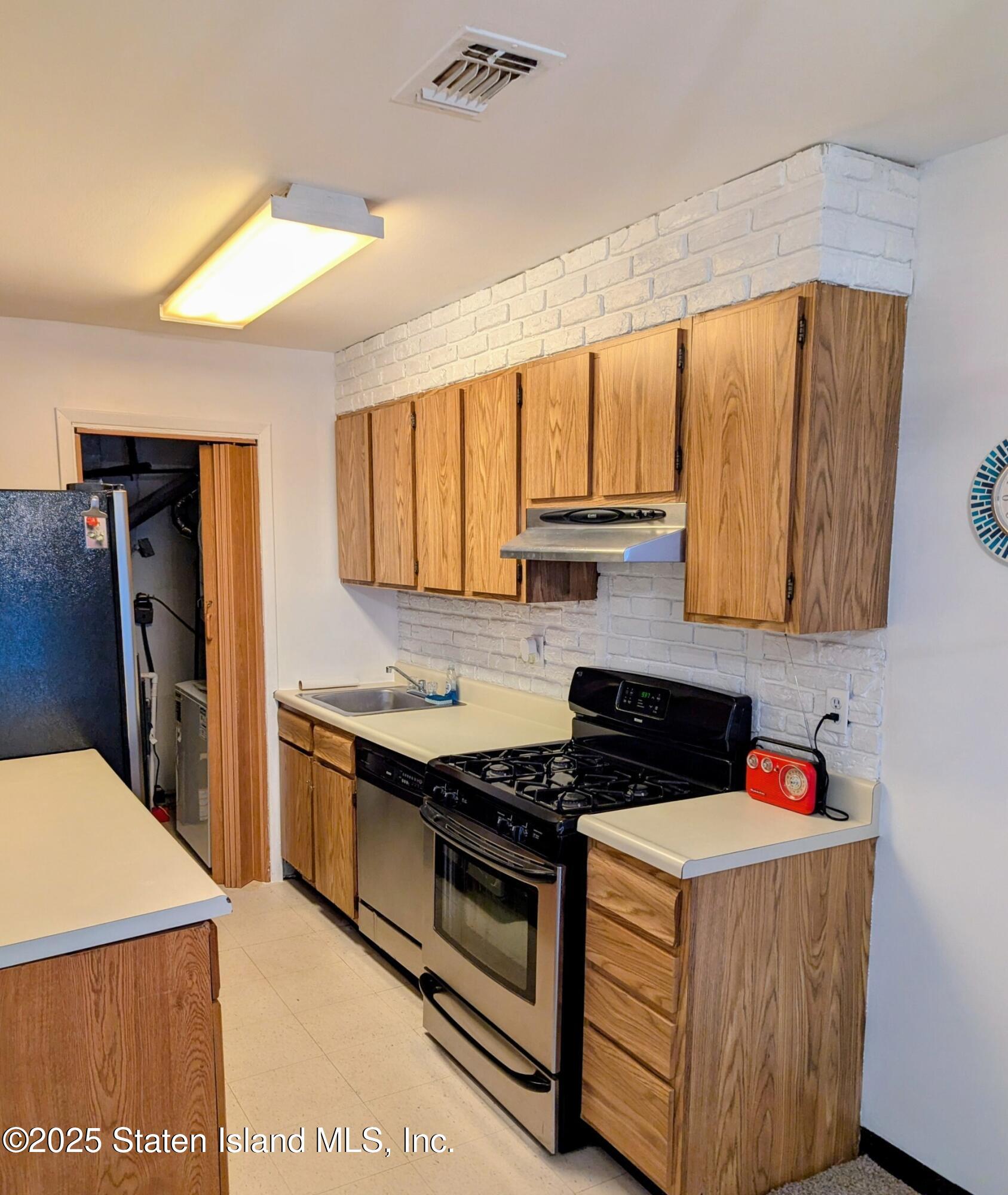 107 Gervil Street 67 Image 4