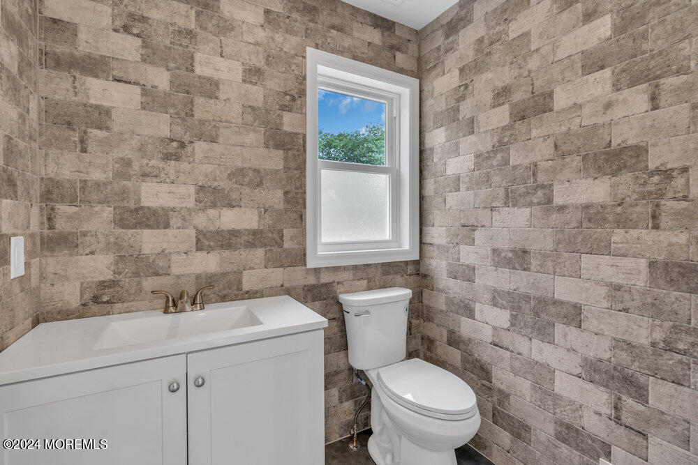 166 Montrose Road, Colts Neck, NJ, 07722 image 22