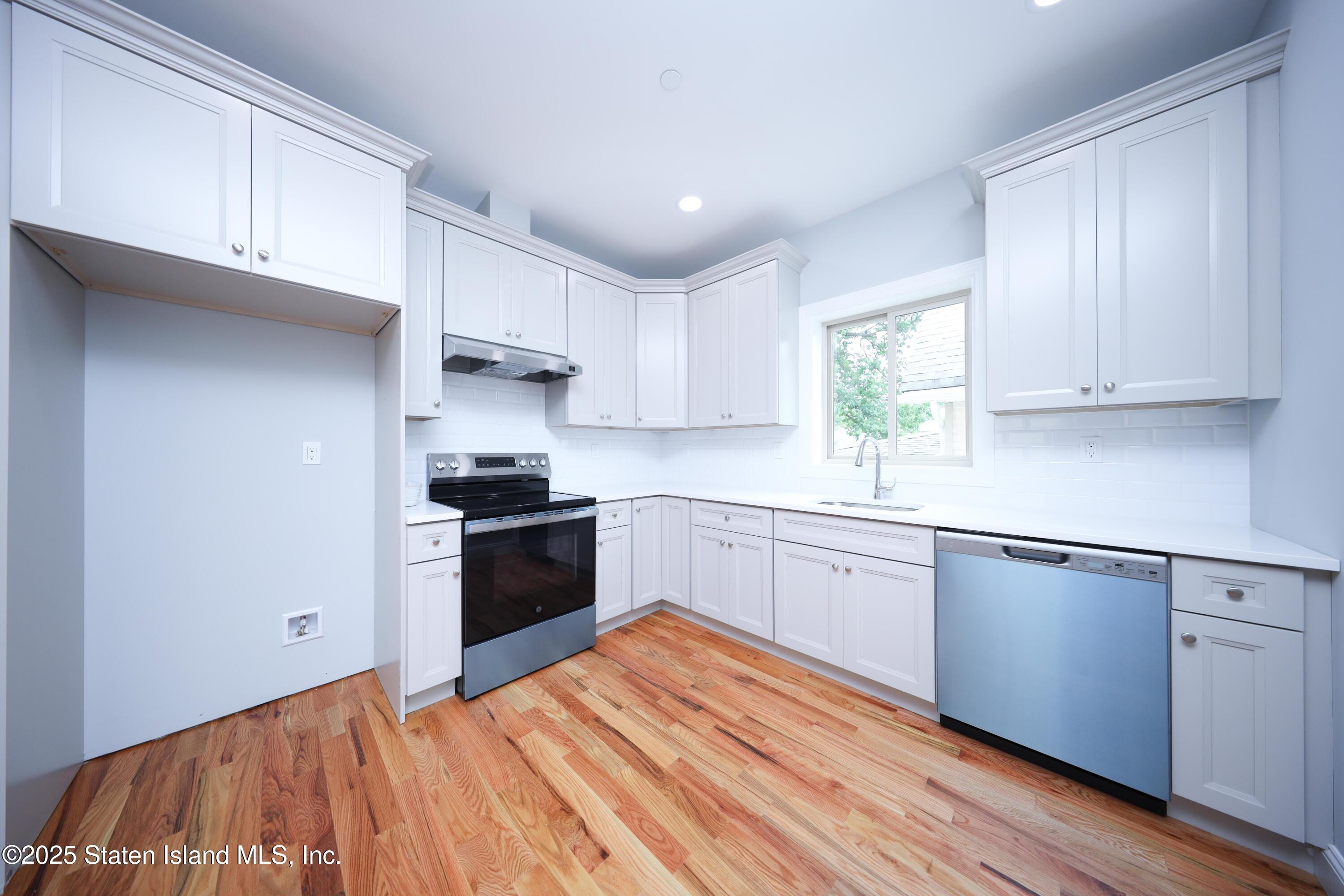 11 Russell Street, Staten Island, NY, 10308 image 7