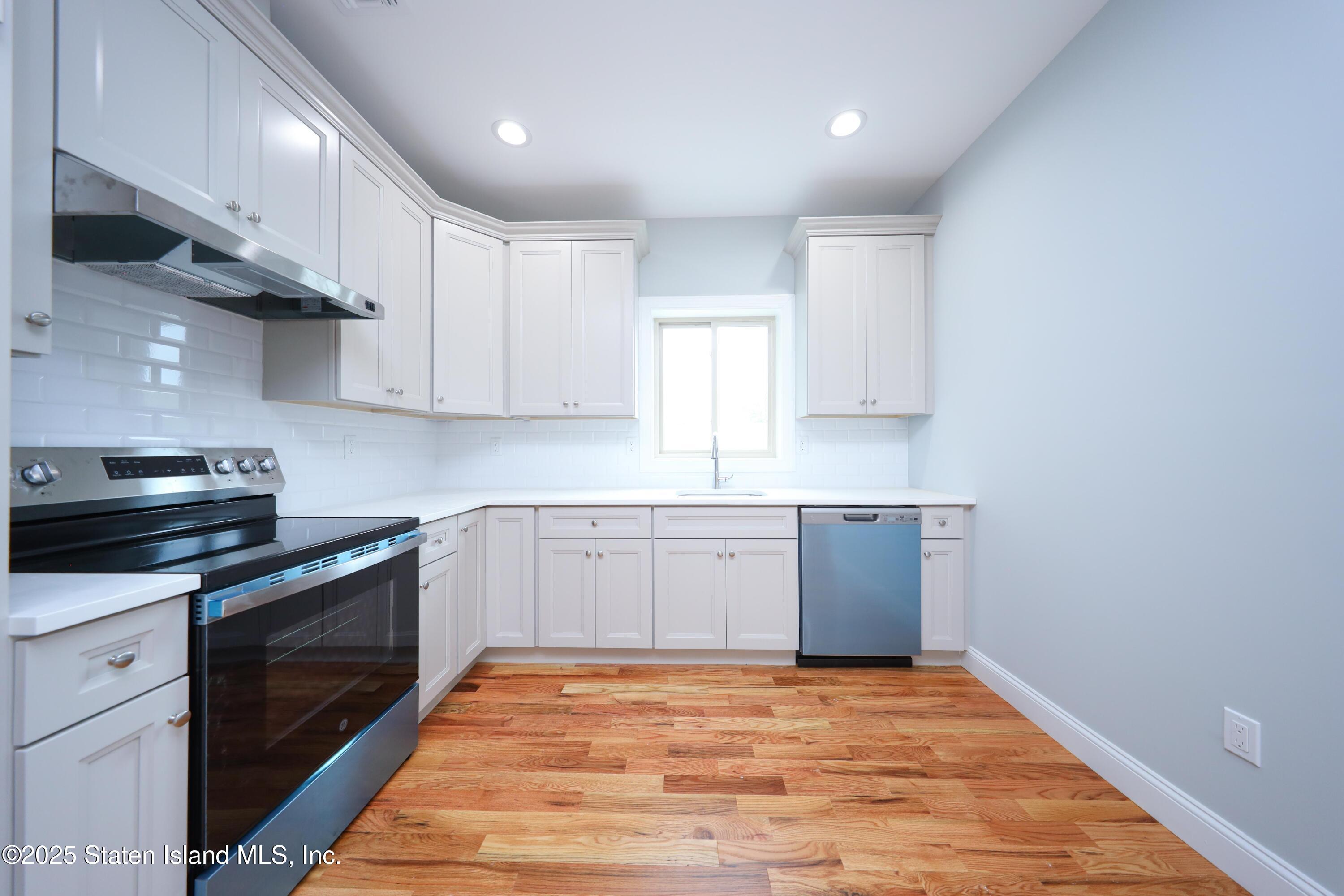 11 Russell Street, Staten Island, NY, 10308 image 23
