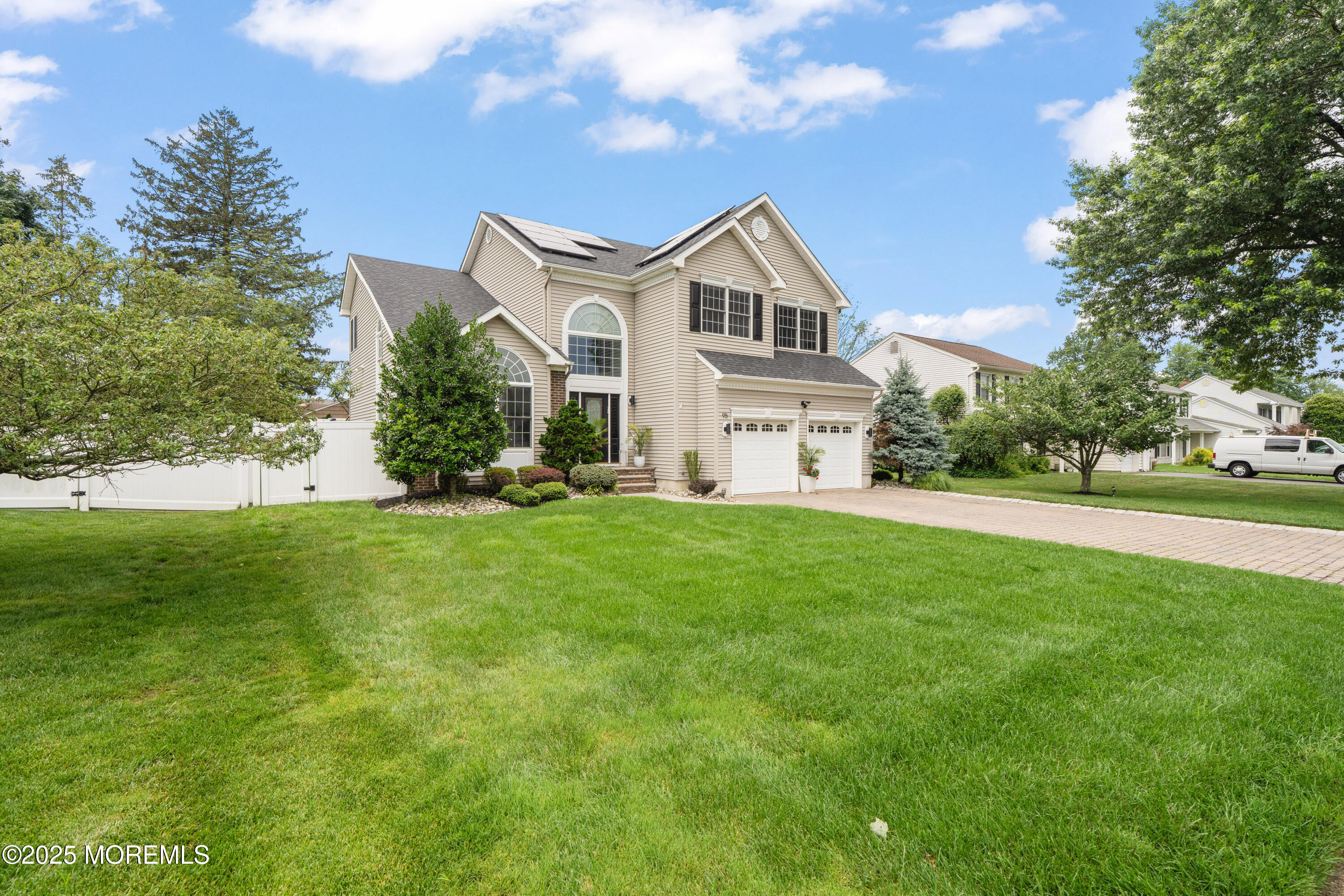 95 Linden Avenue Image 2