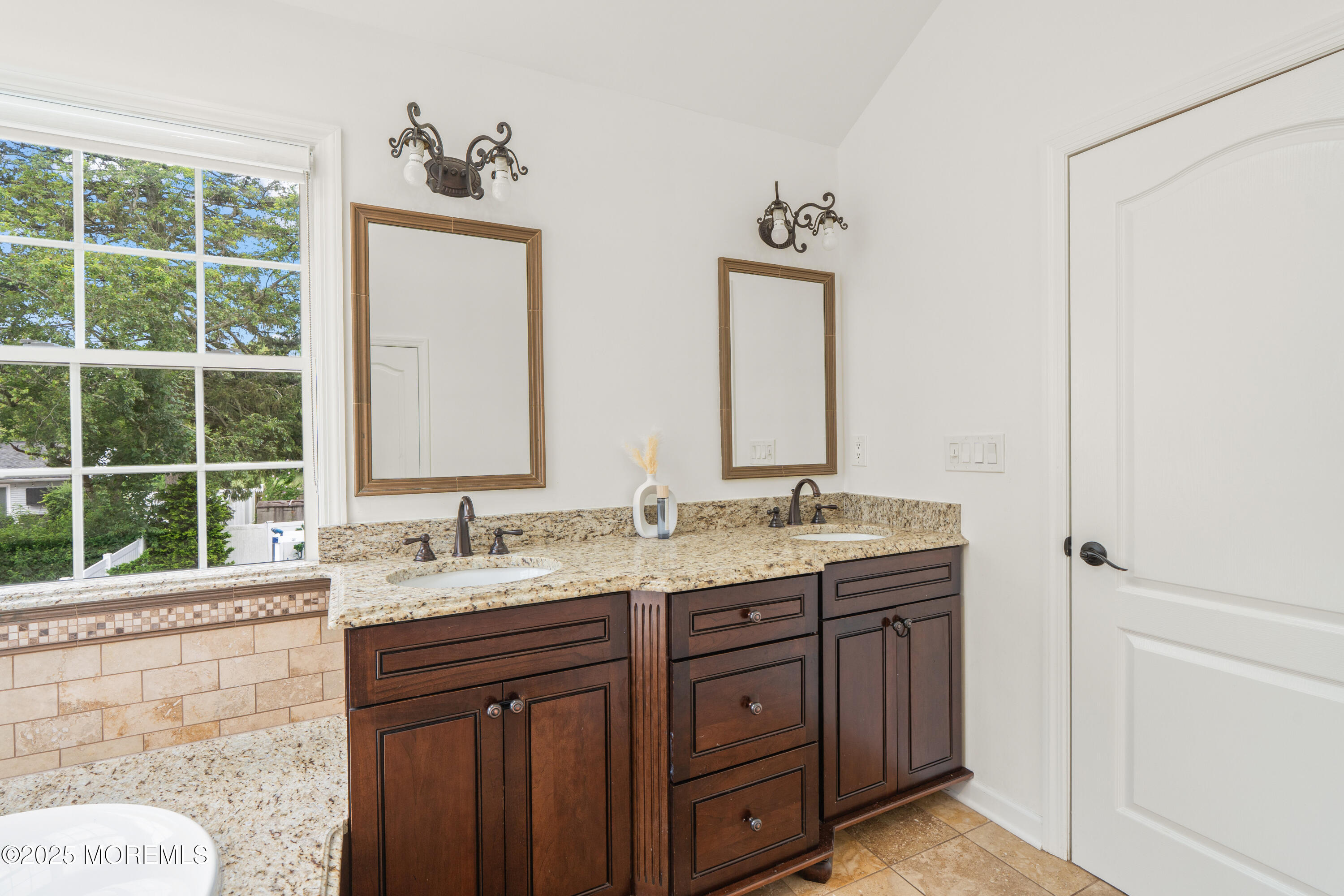 95 Linden Avenue, West Long Branch, NJ, 07764 image 22