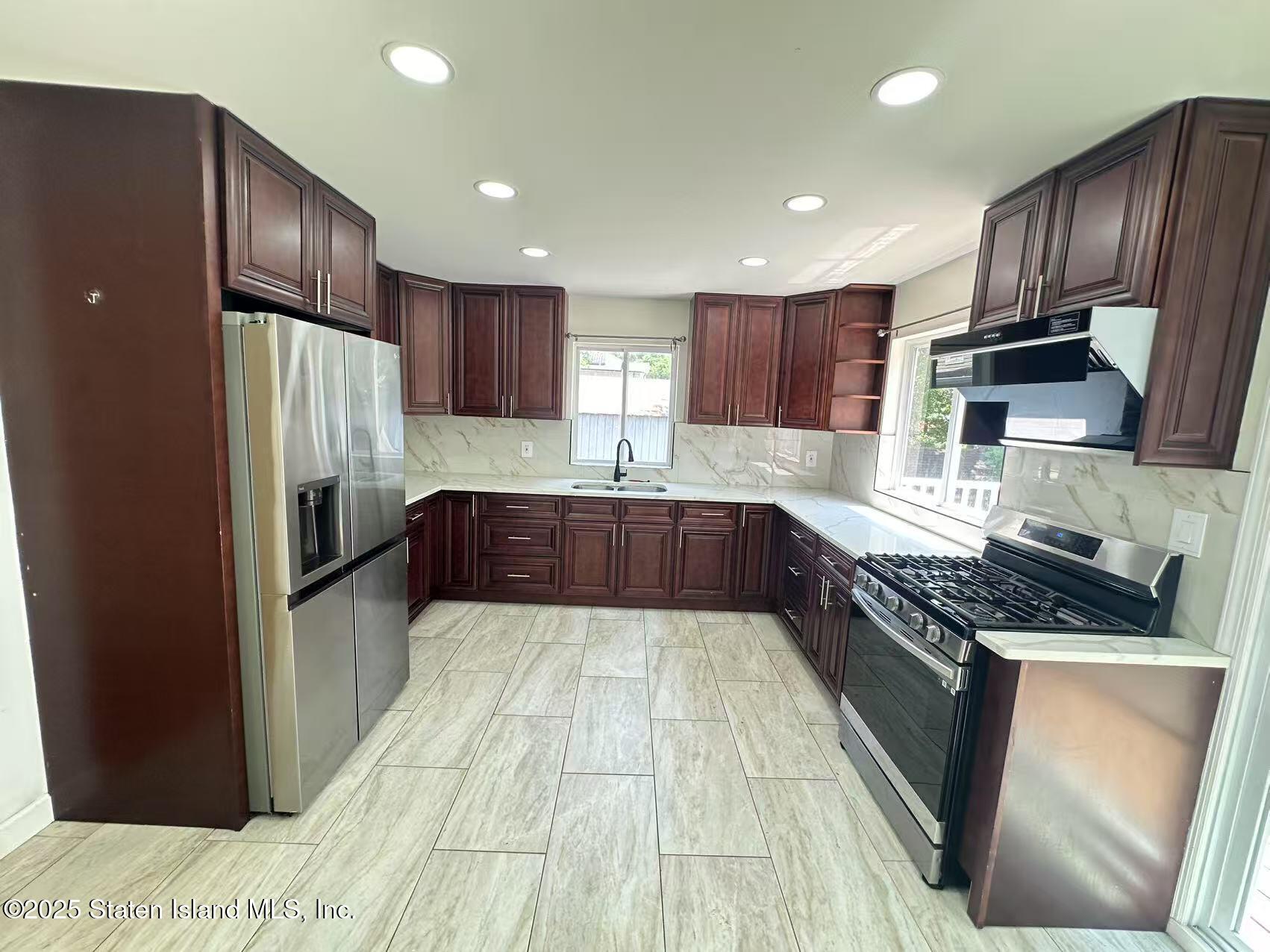 26 Station Avenue Image 5