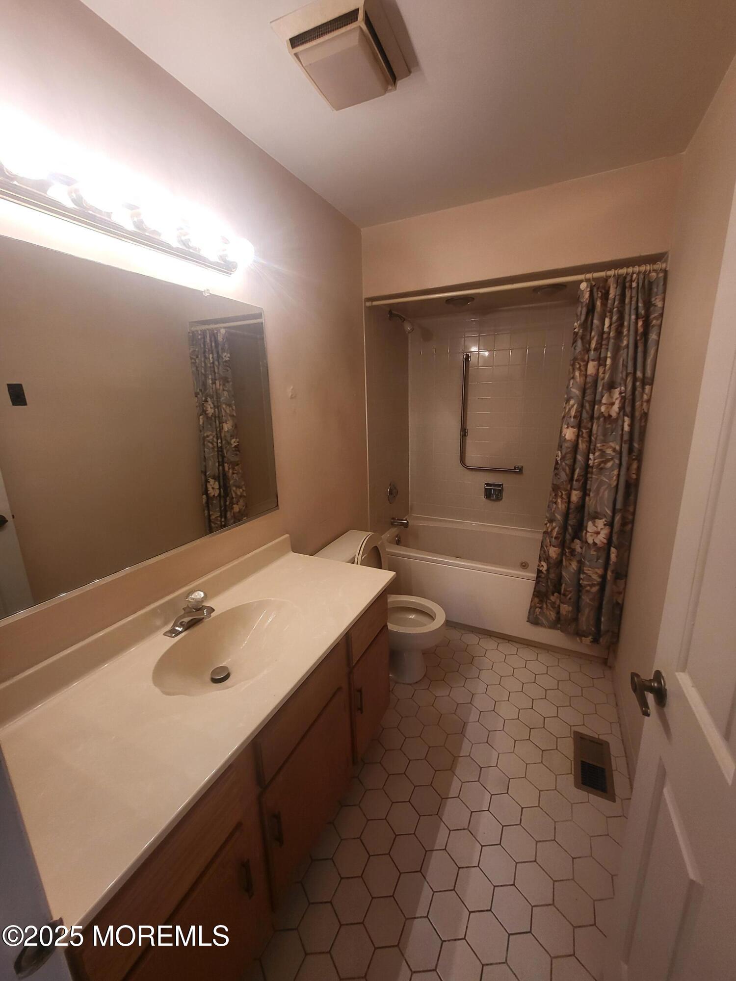 153D Concordia Circle, Monroe, NJ, 08831 image 10