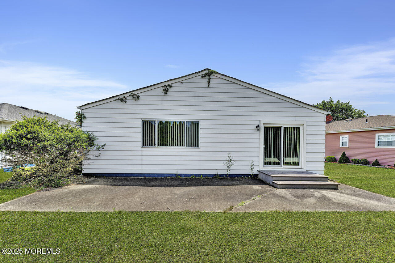 119 Hyannis Street Image 5
