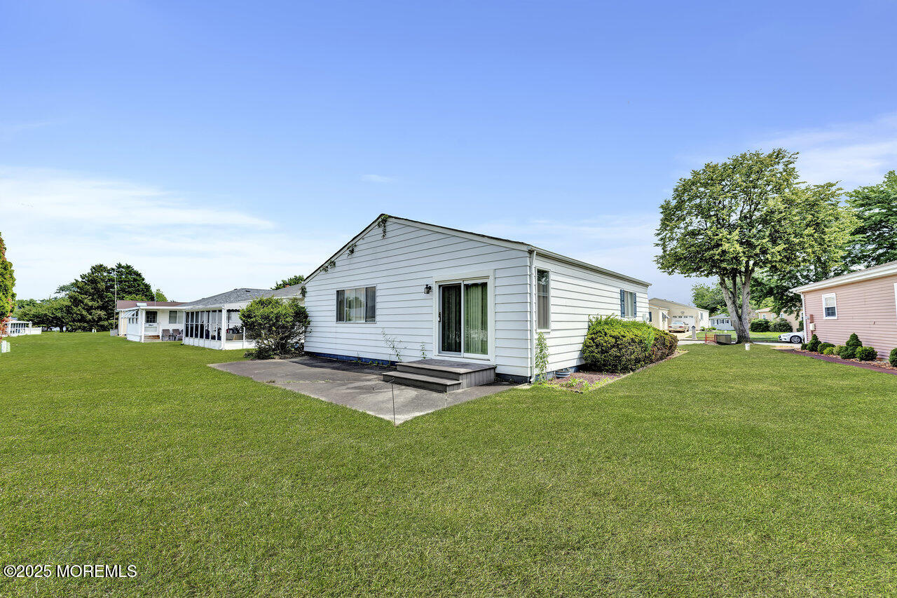 119 Hyannis Street Image 4