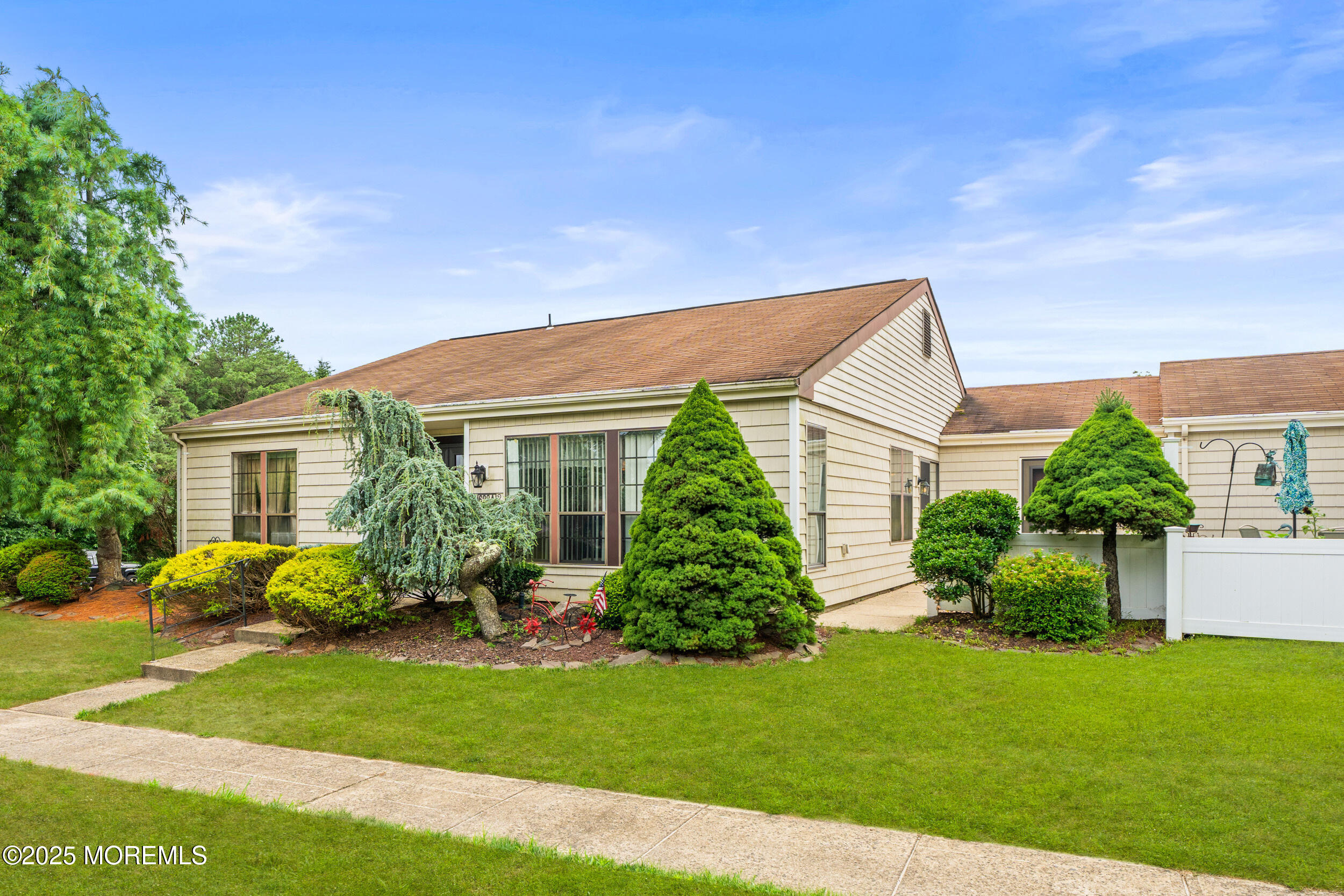 628a Stamford Court, Manchester, NJ, 08759