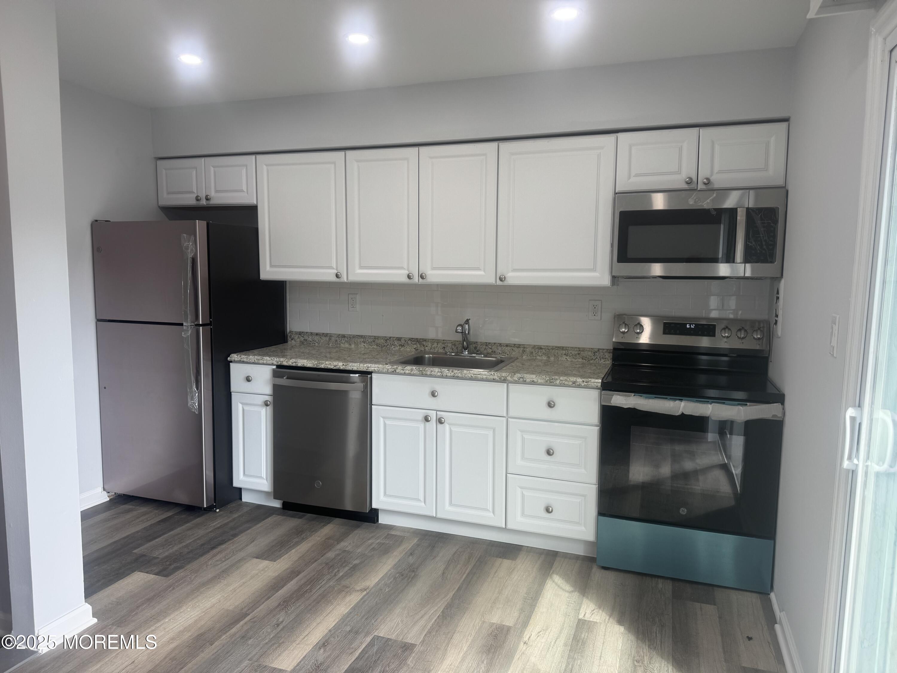 96 East Avenue 42 Image 4