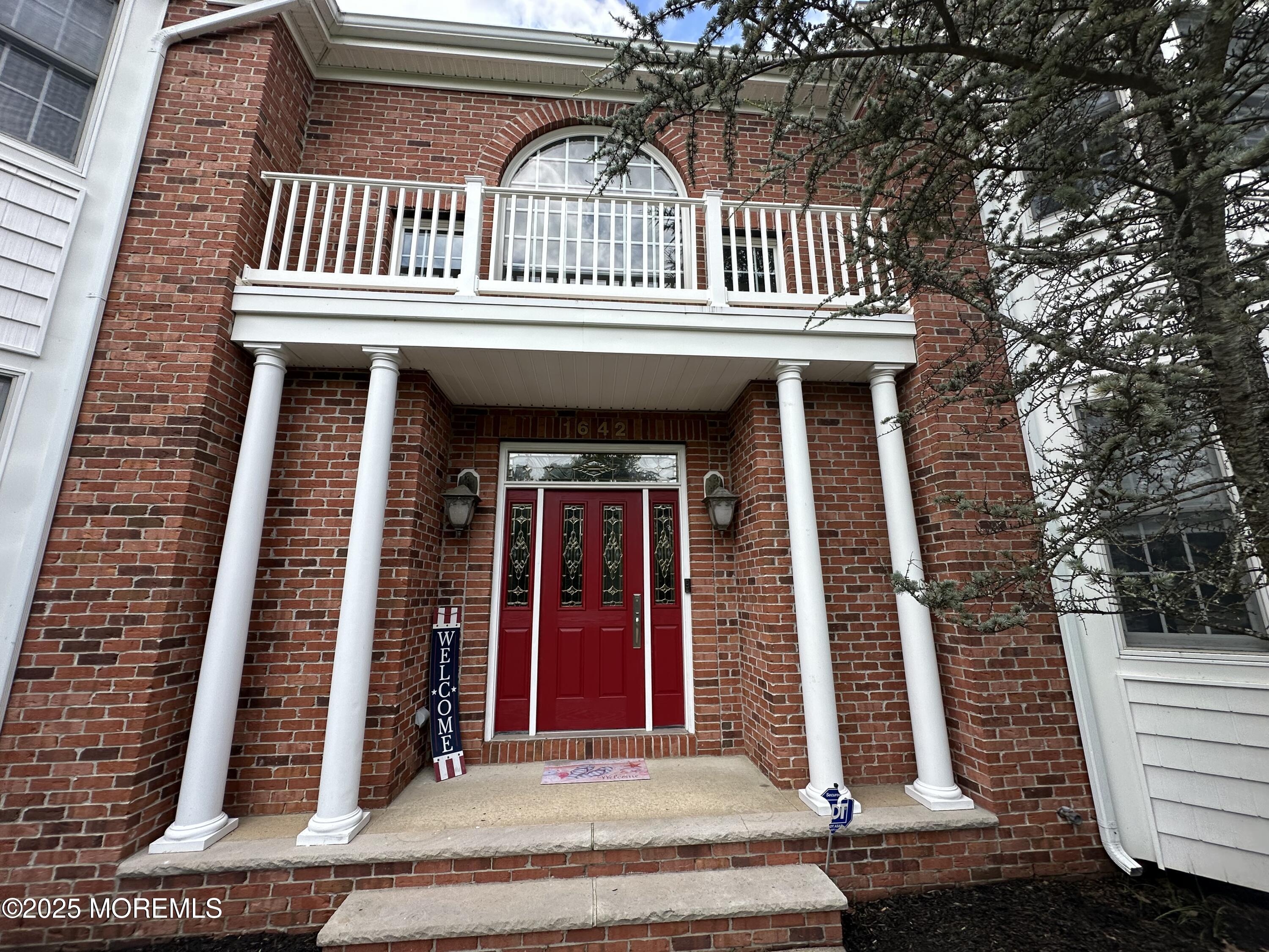 1642 Mink Court Image 4