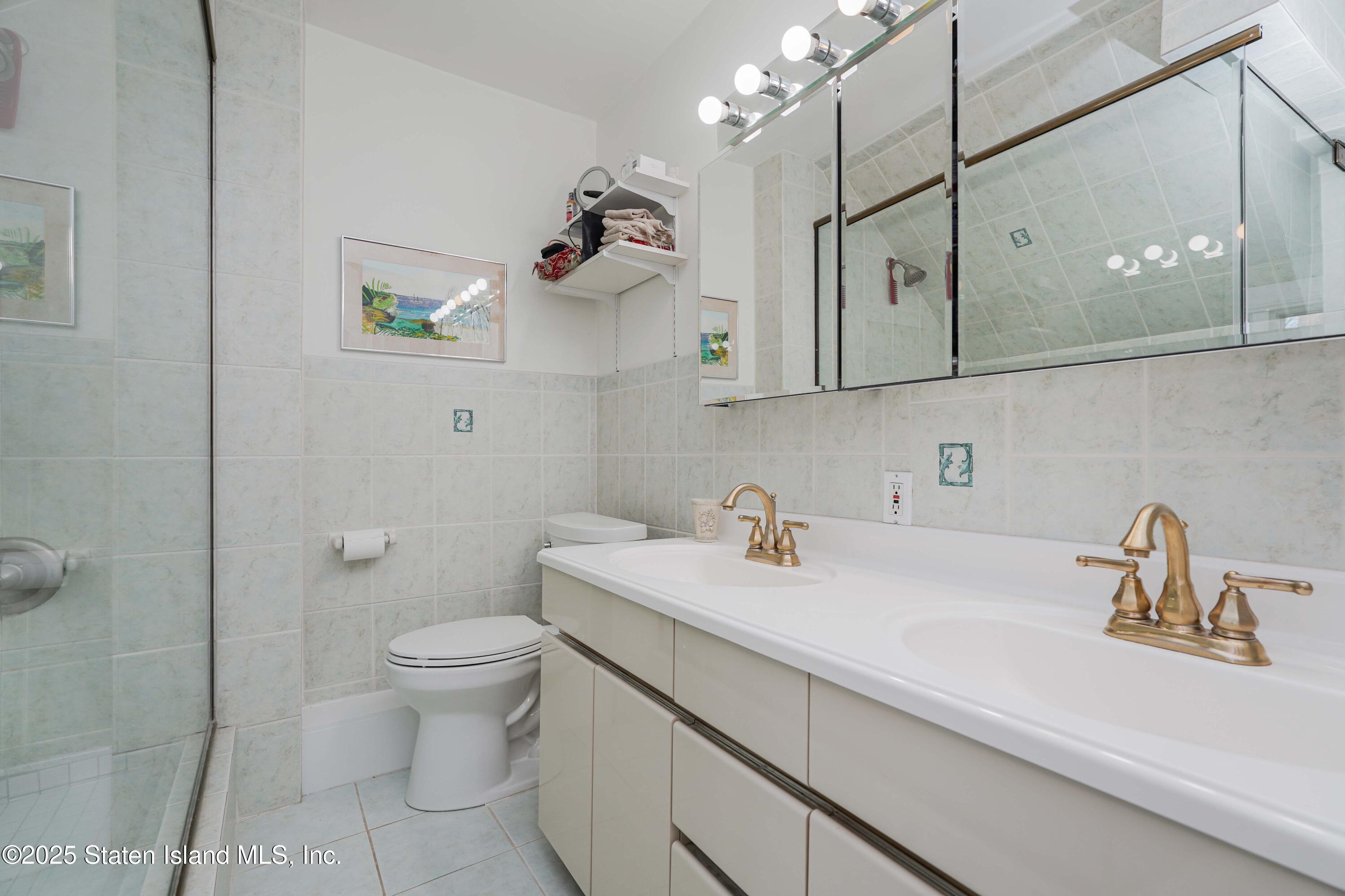 45 East Loop Road, Staten Island, NY, 10304 image 23