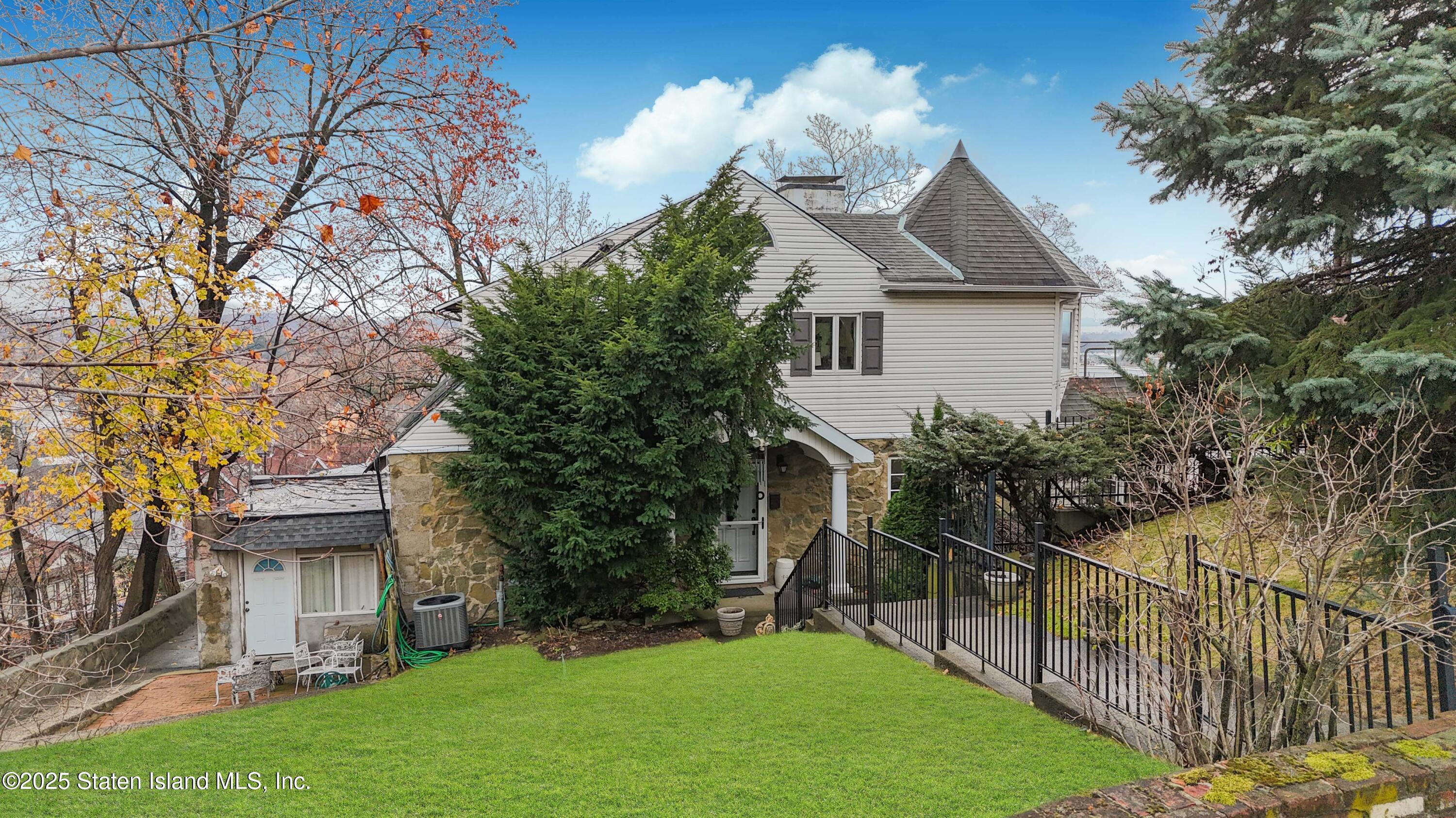 45 East Loop Road, Staten Island, NY, 10304 image 28
