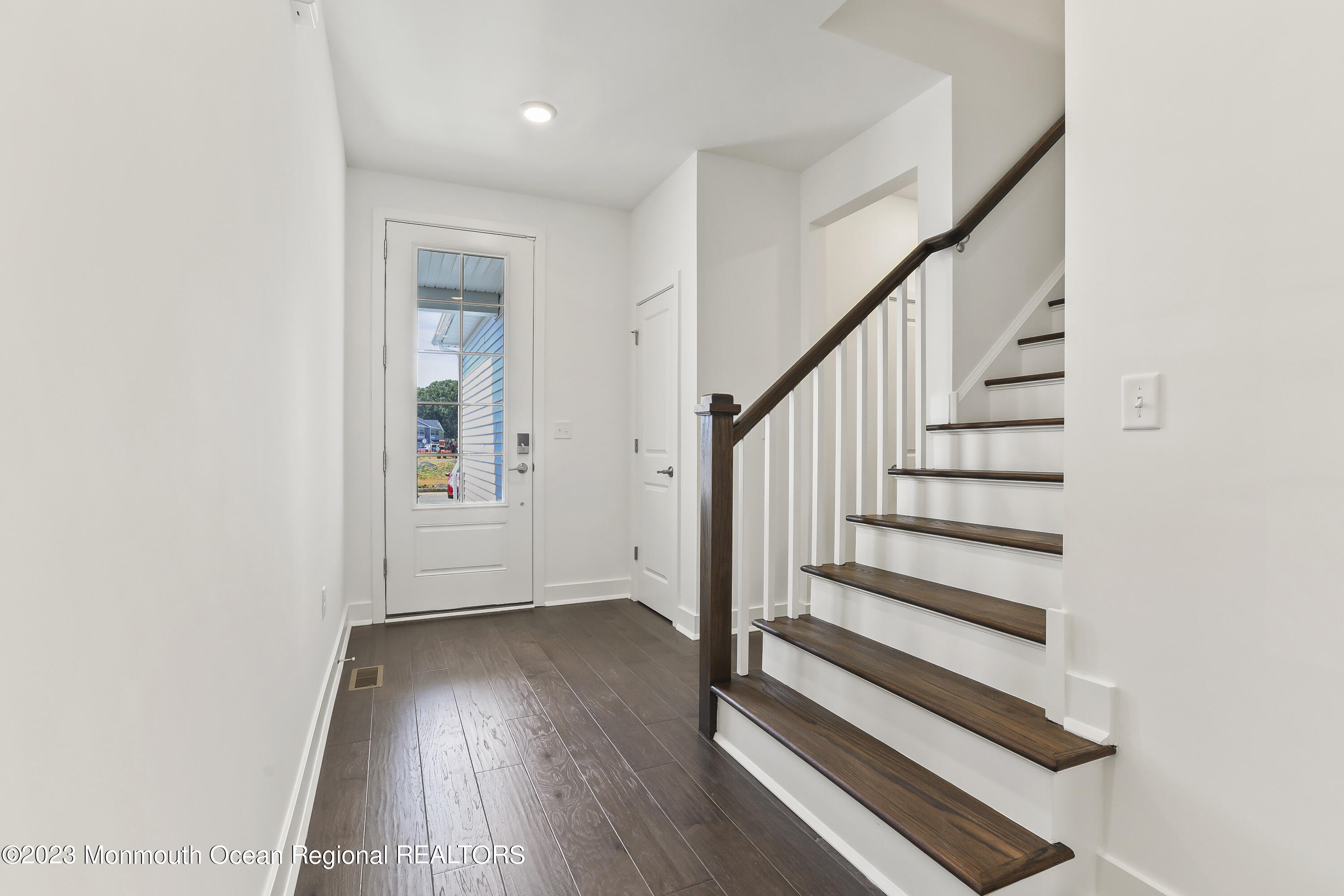 102 Pilot Street Image 3