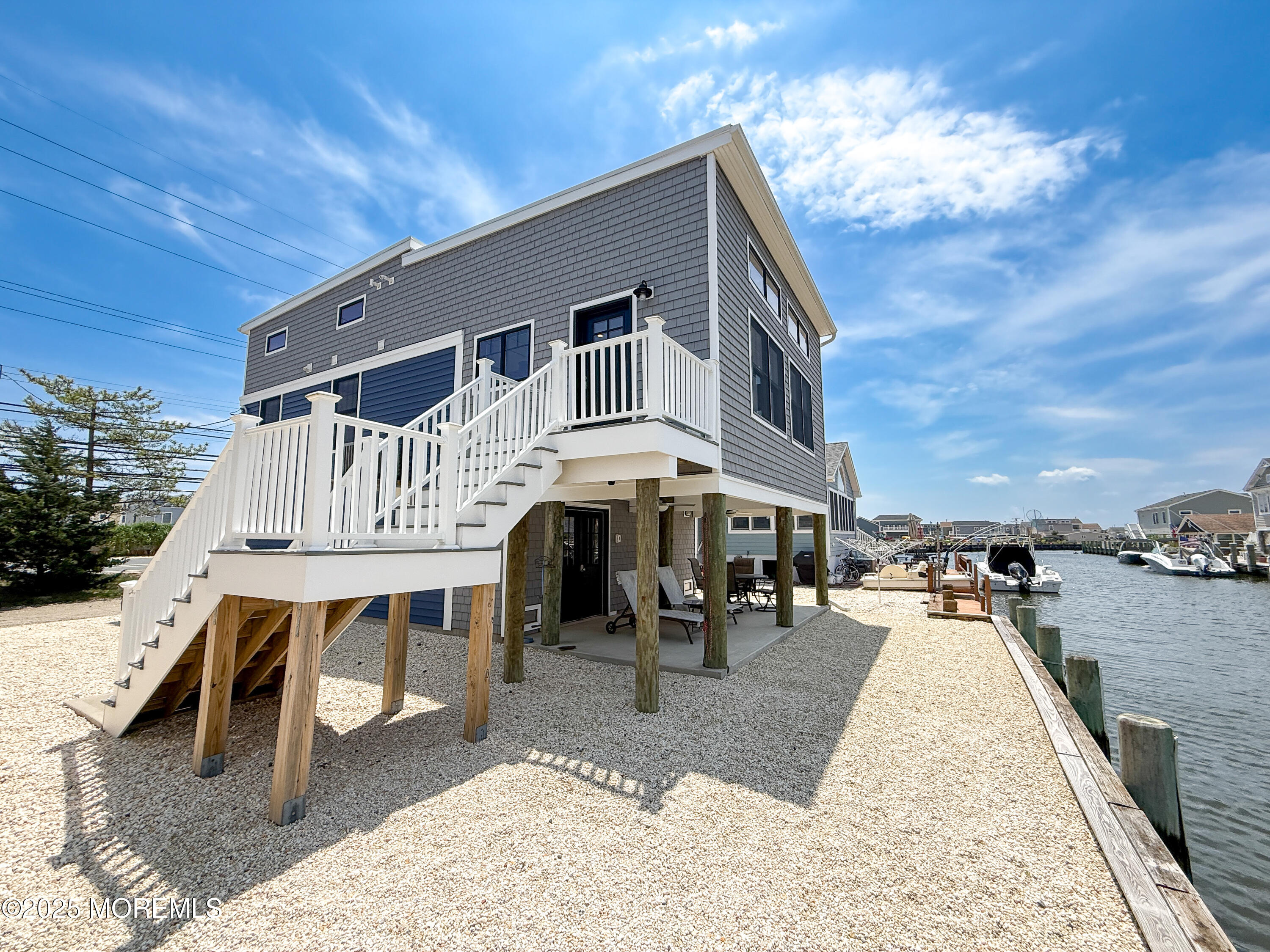 3365 Heron Lane Image 3