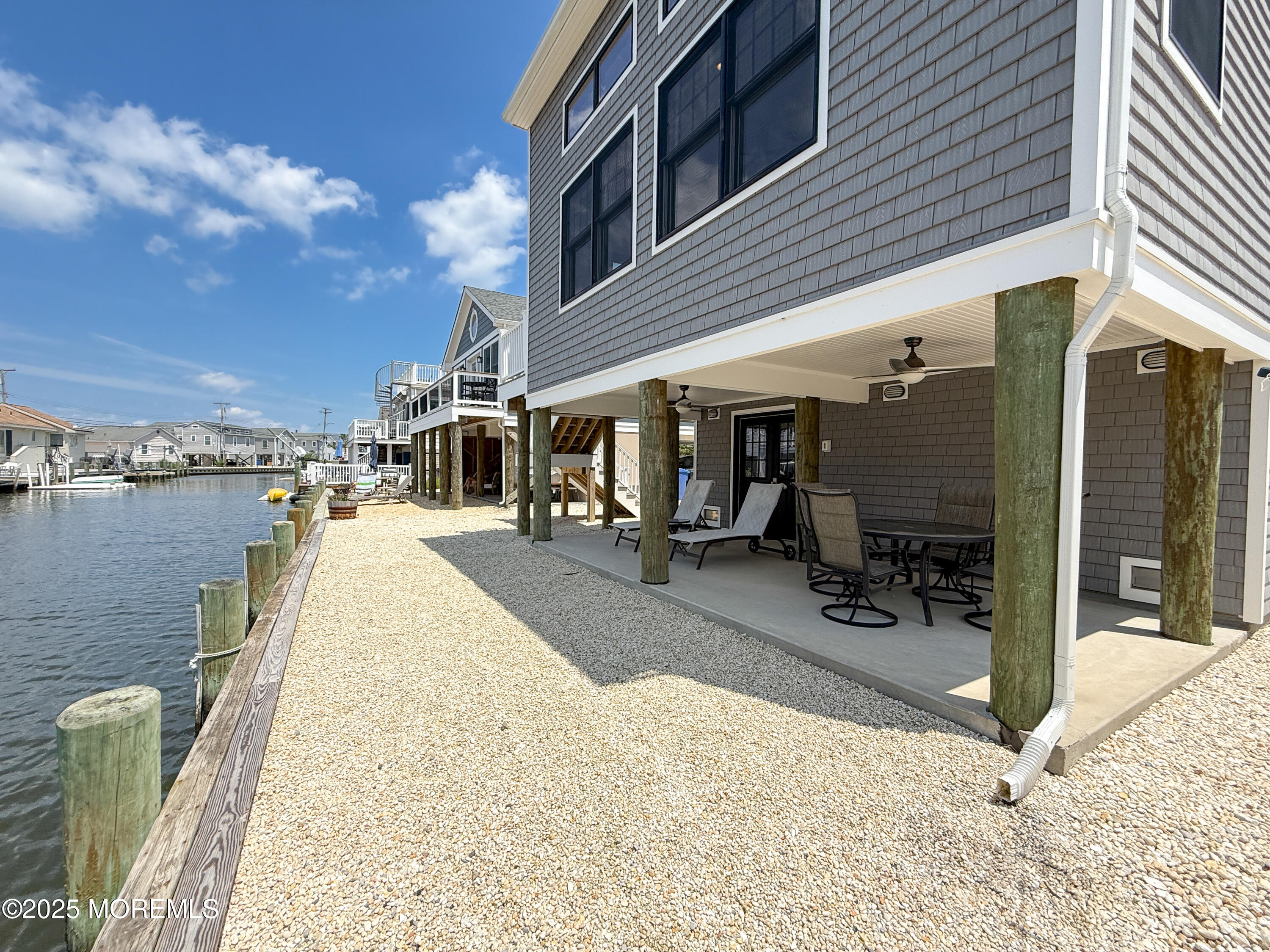 3365 Heron Lane Image 4