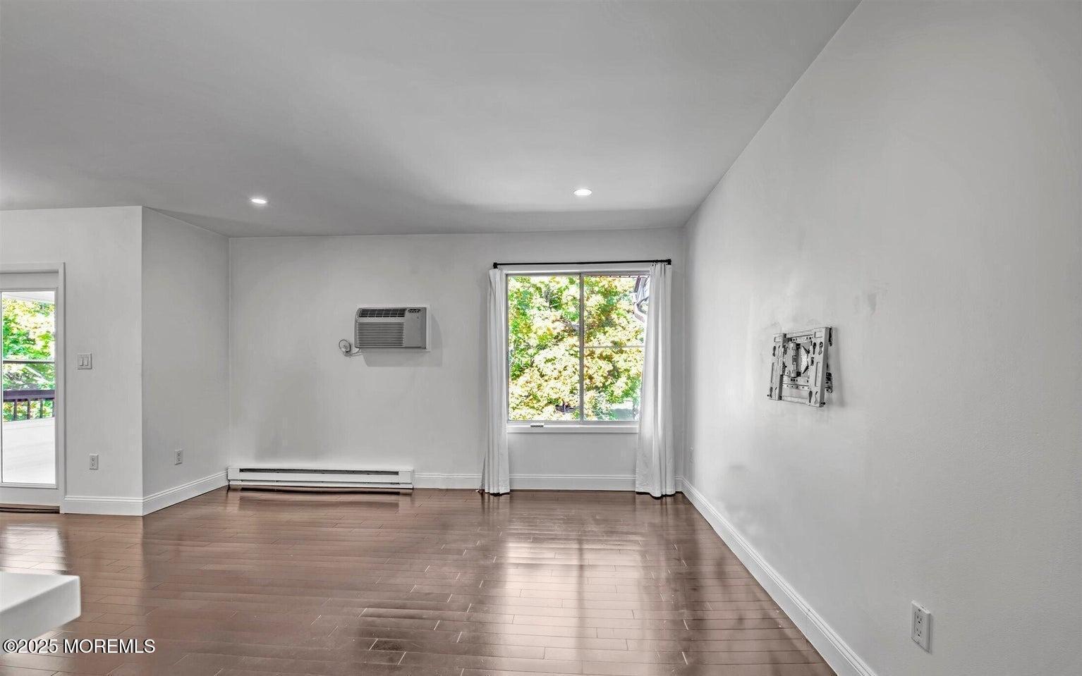 35 Amberly Drive G, Manalapan, NJ, 07726