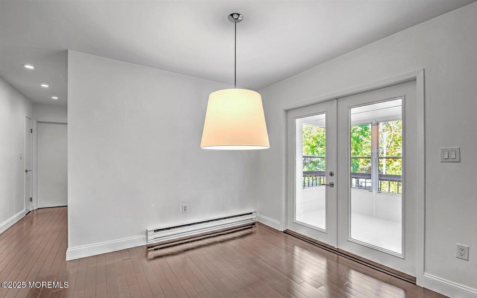 35 Amberly Drive G Image 4