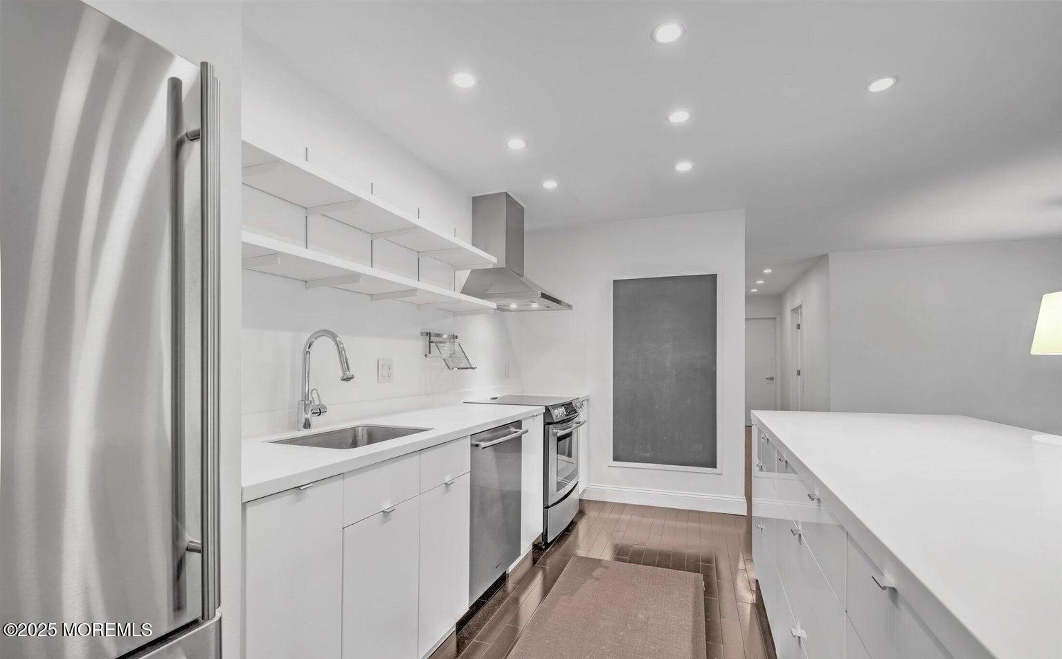 35 Amberly Drive G, Manalapan, NJ, 07726 image 16