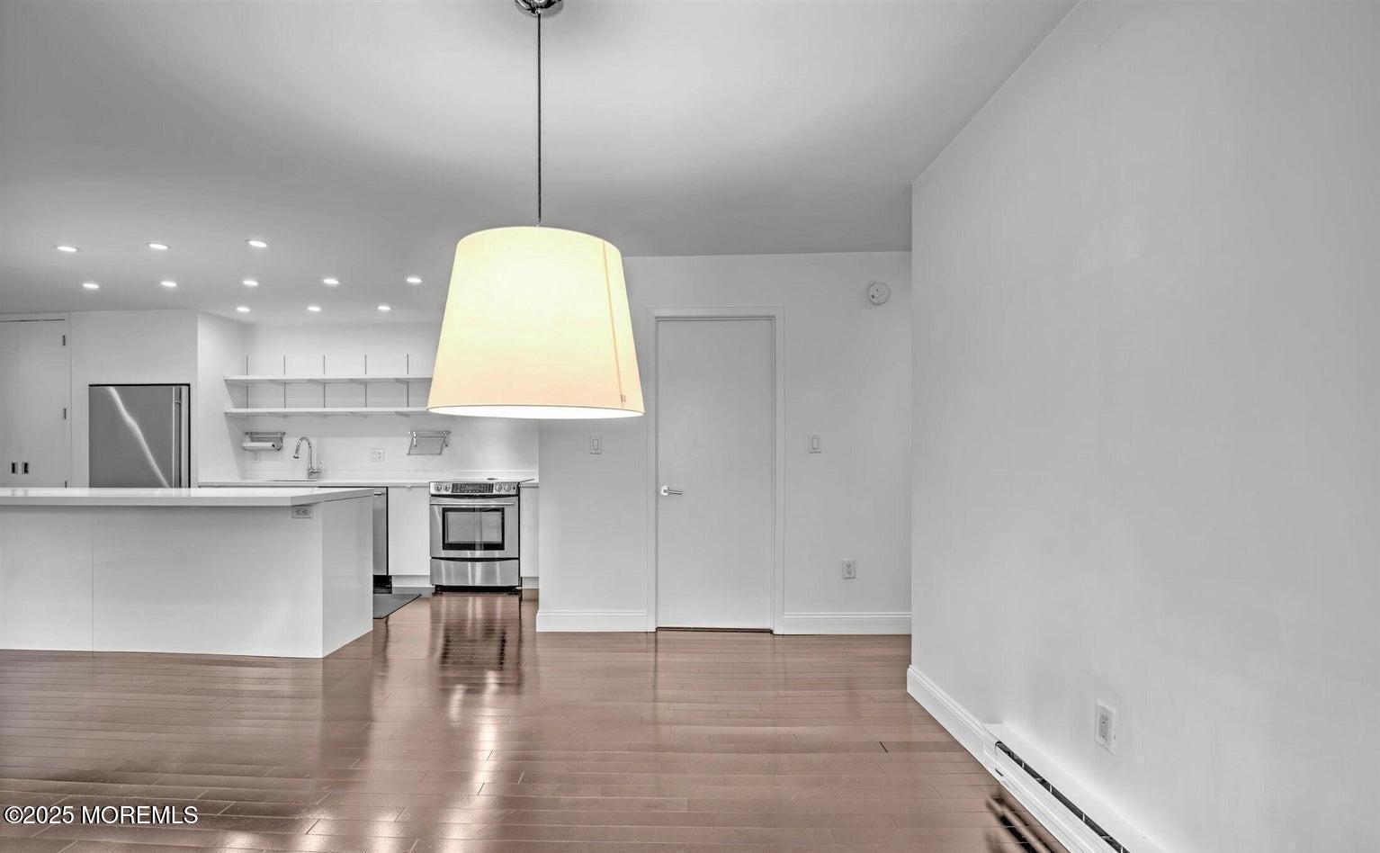 35 Amberly Drive G Image 5