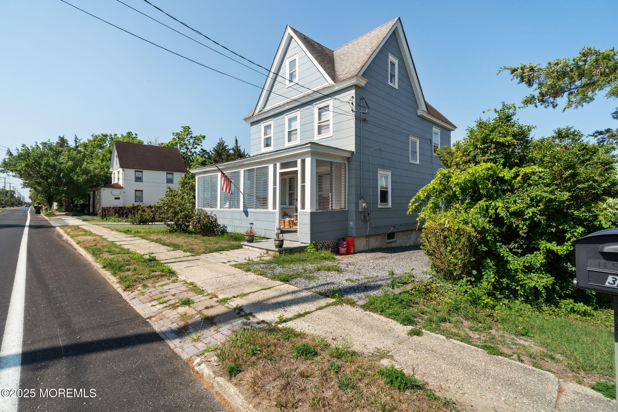 370 S Green Street Image 5