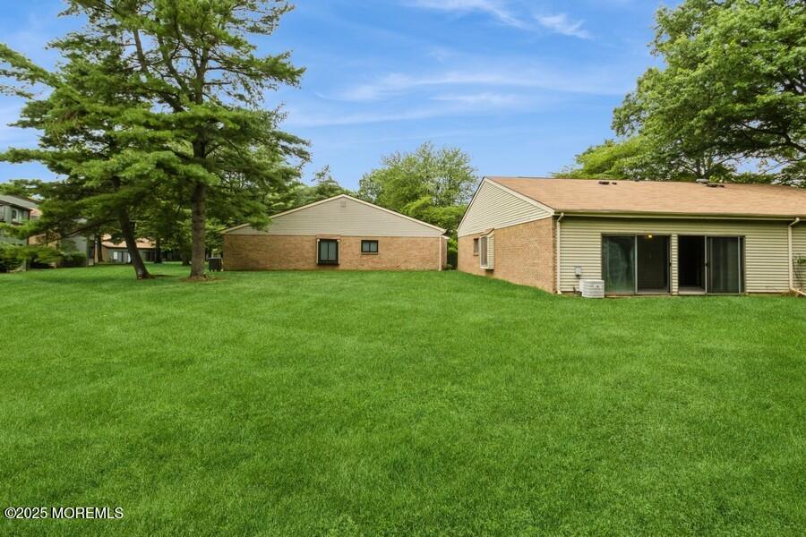 239 Medford Court B, Manalapan, NJ, 07726 image 33