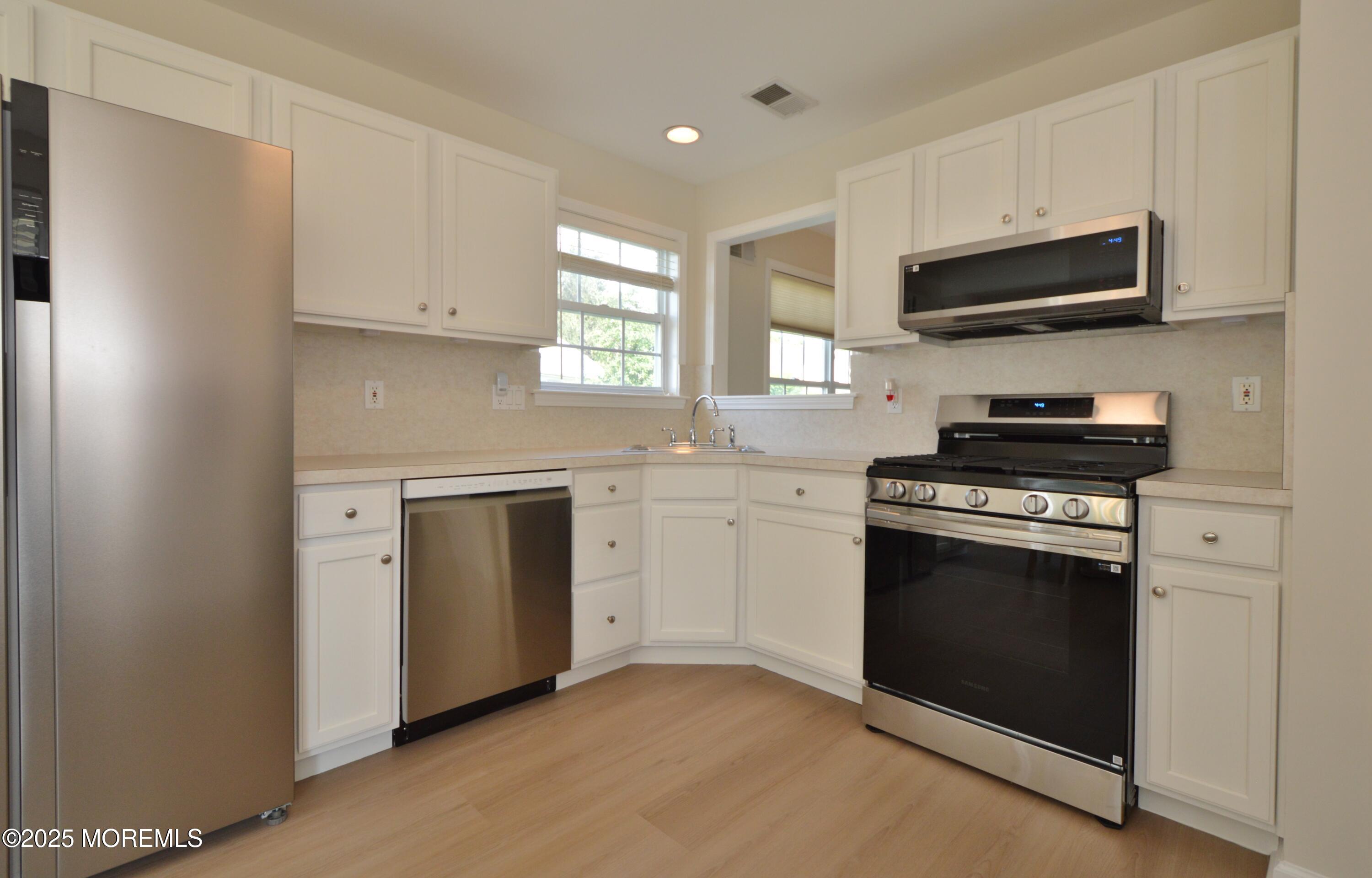 3229 Flagstone Court, Toms River, NJ, 08755 image 10