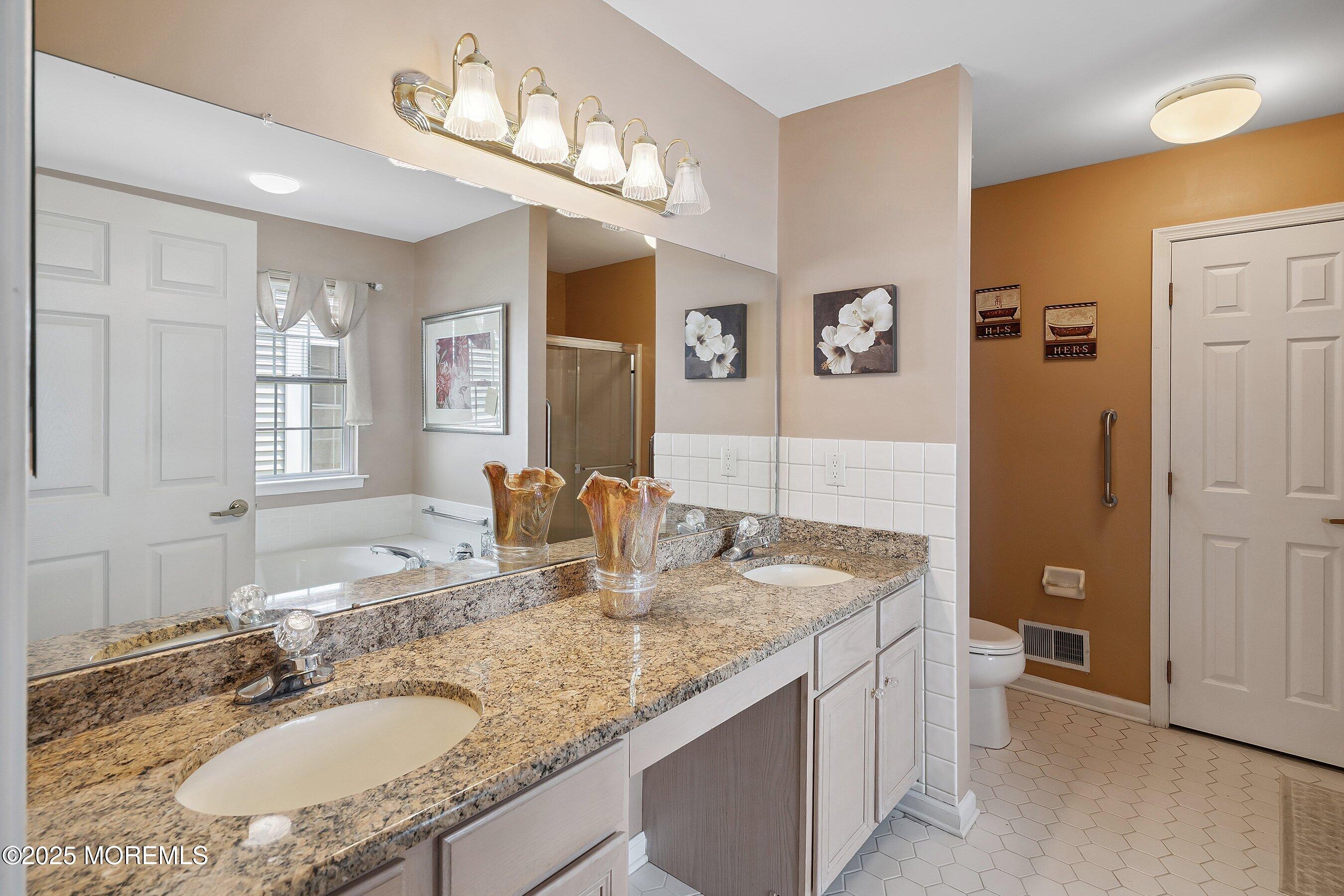 9 Penny Lane, Jackson, NJ, 08527 image 18