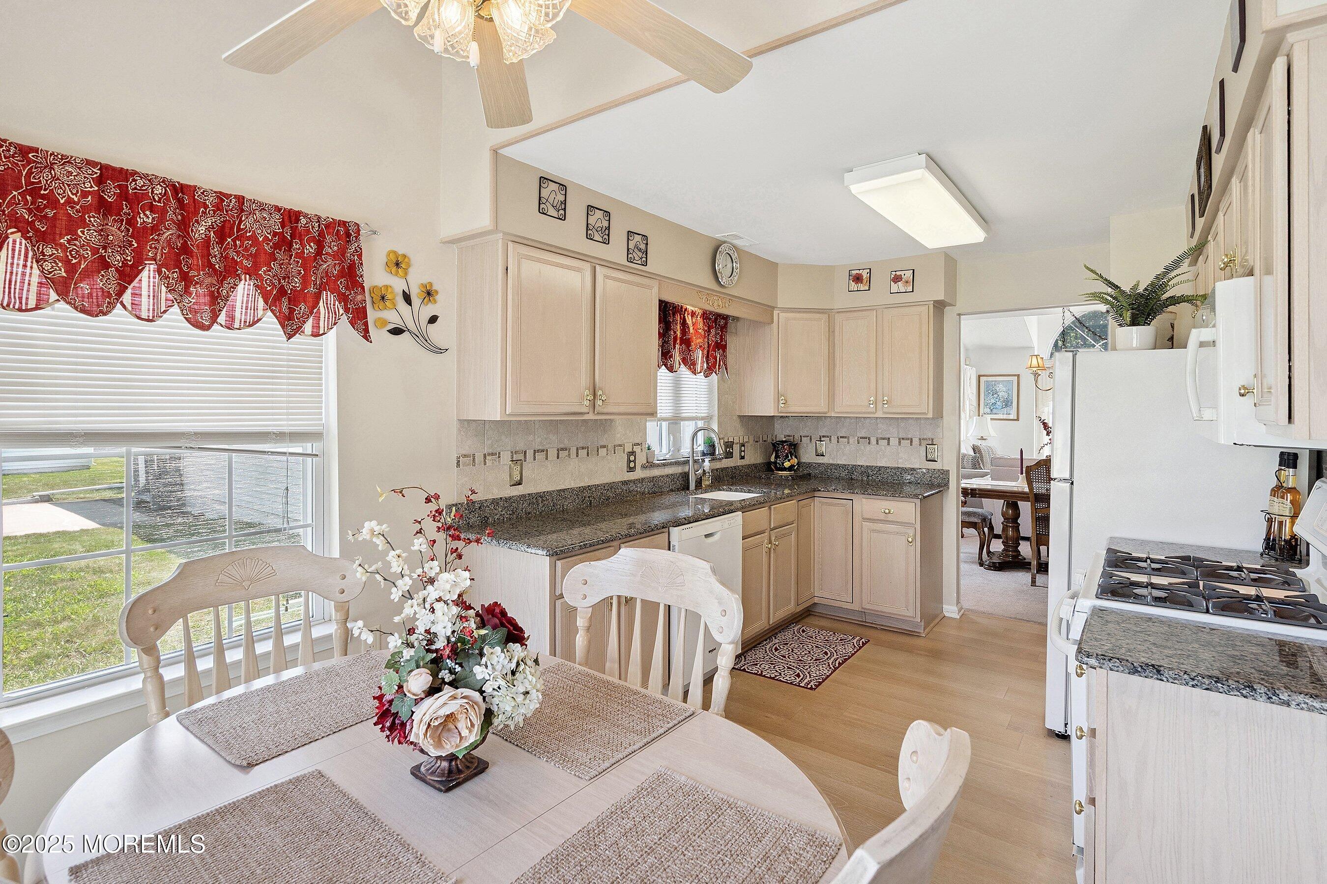 9 Penny Lane, Jackson, NJ, 08527 image 13