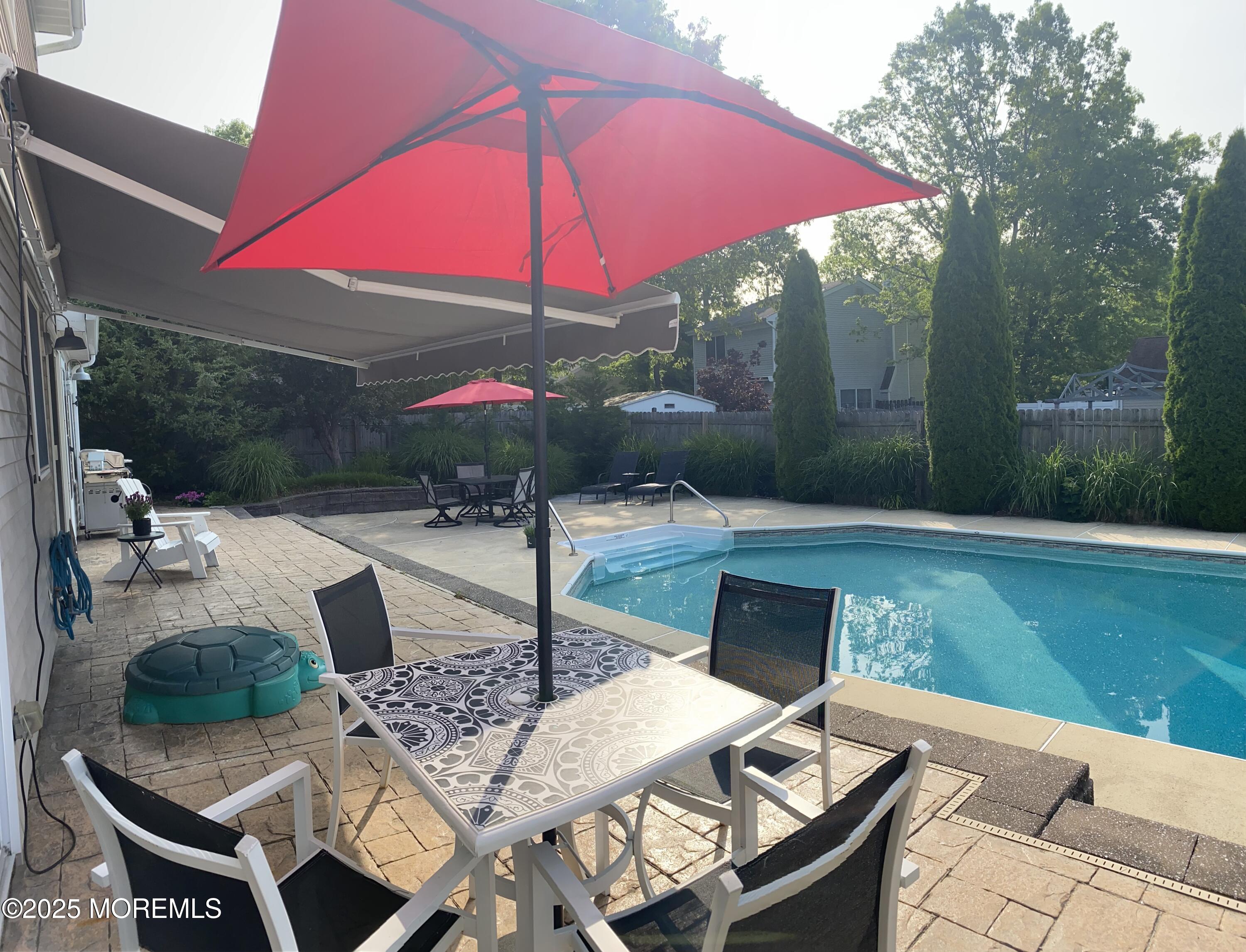 15 Tanglewood Drive Image 4