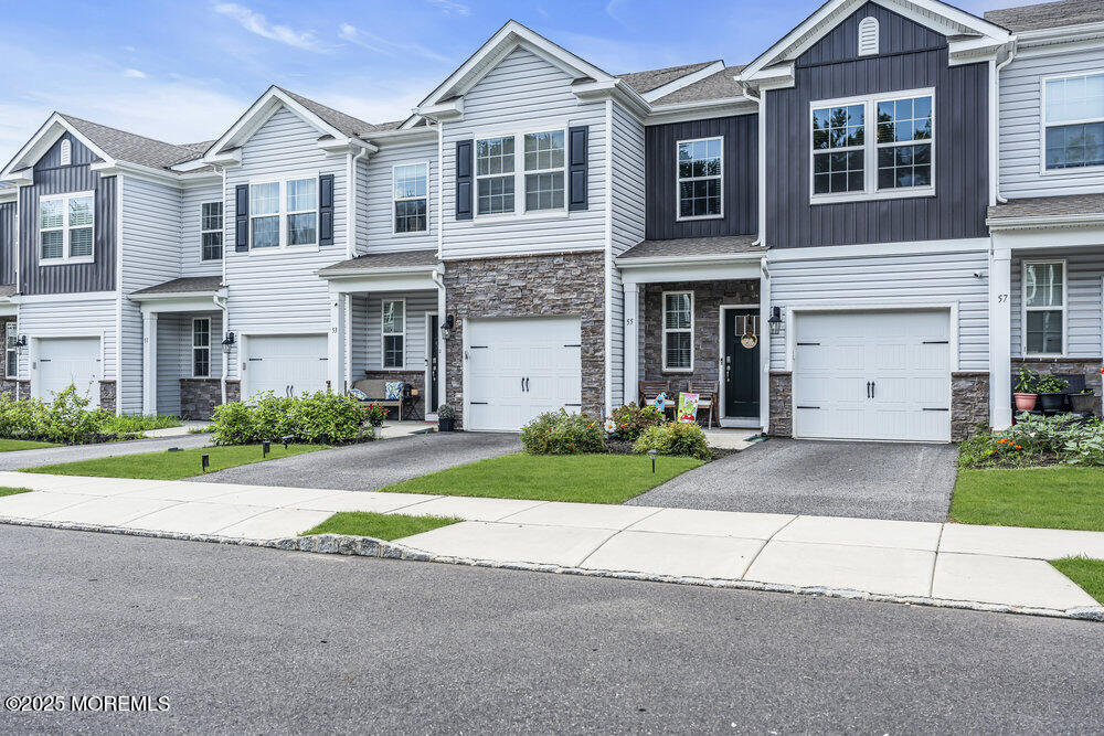 55 Peregrine Way, Burlington, NJ, 08016