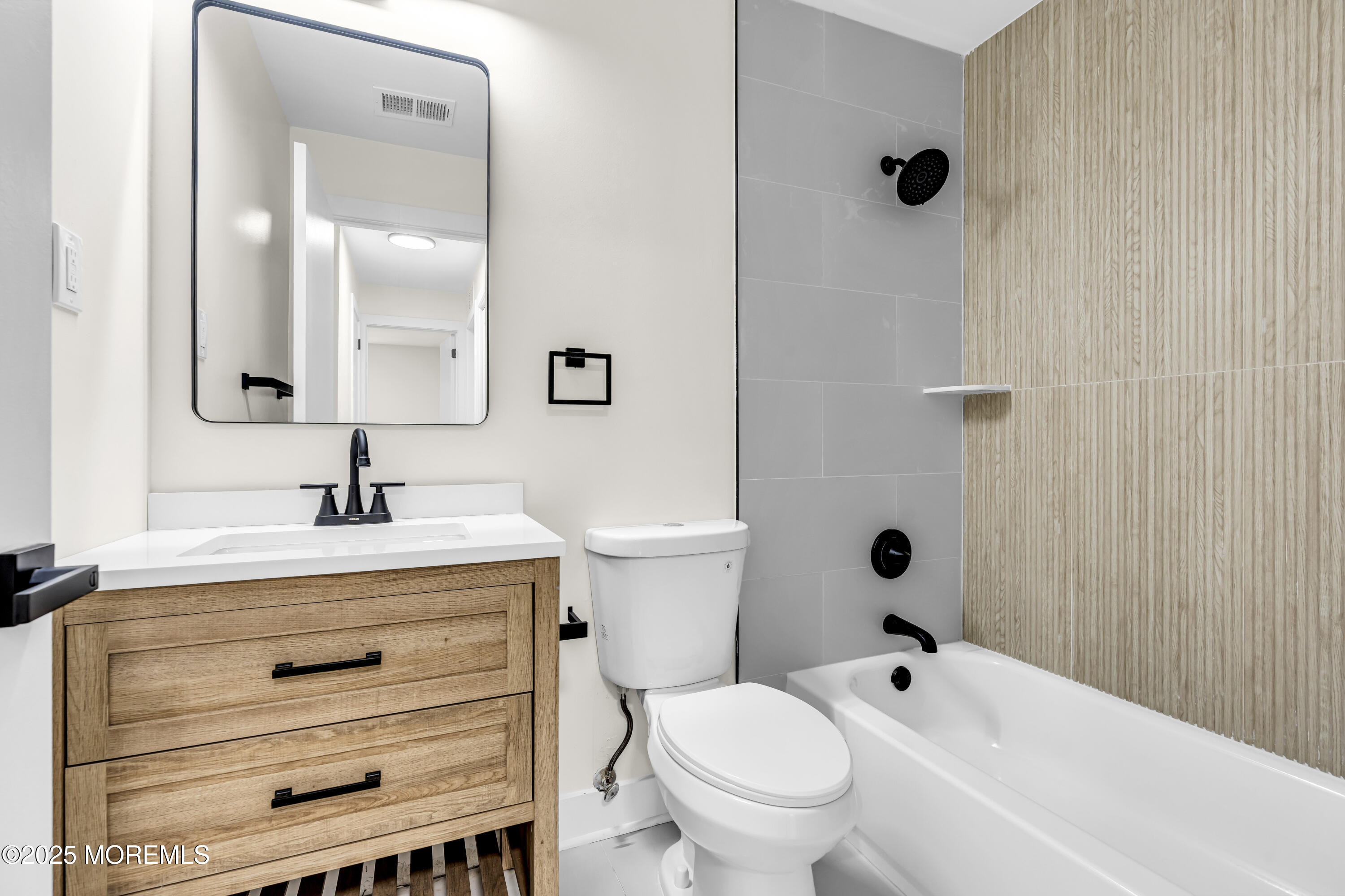 104 Dundee Court, Aberdeen, NJ, 07747 image 15