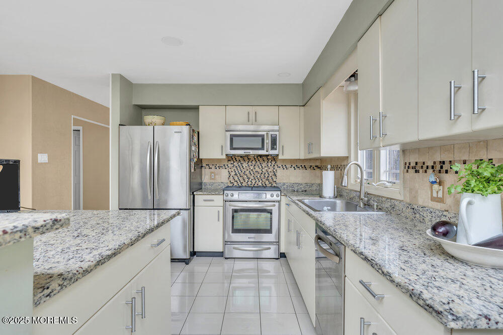 35 Harness Lane, Marlboro, NJ, 07746 image 10