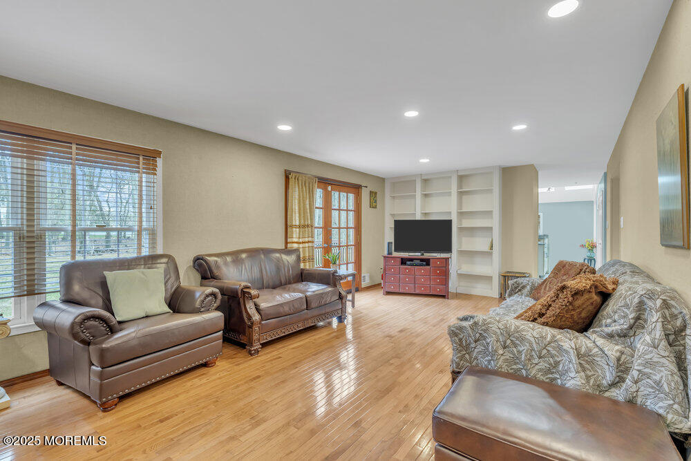 35 Harness Lane, Marlboro, NJ, 07746 image 20